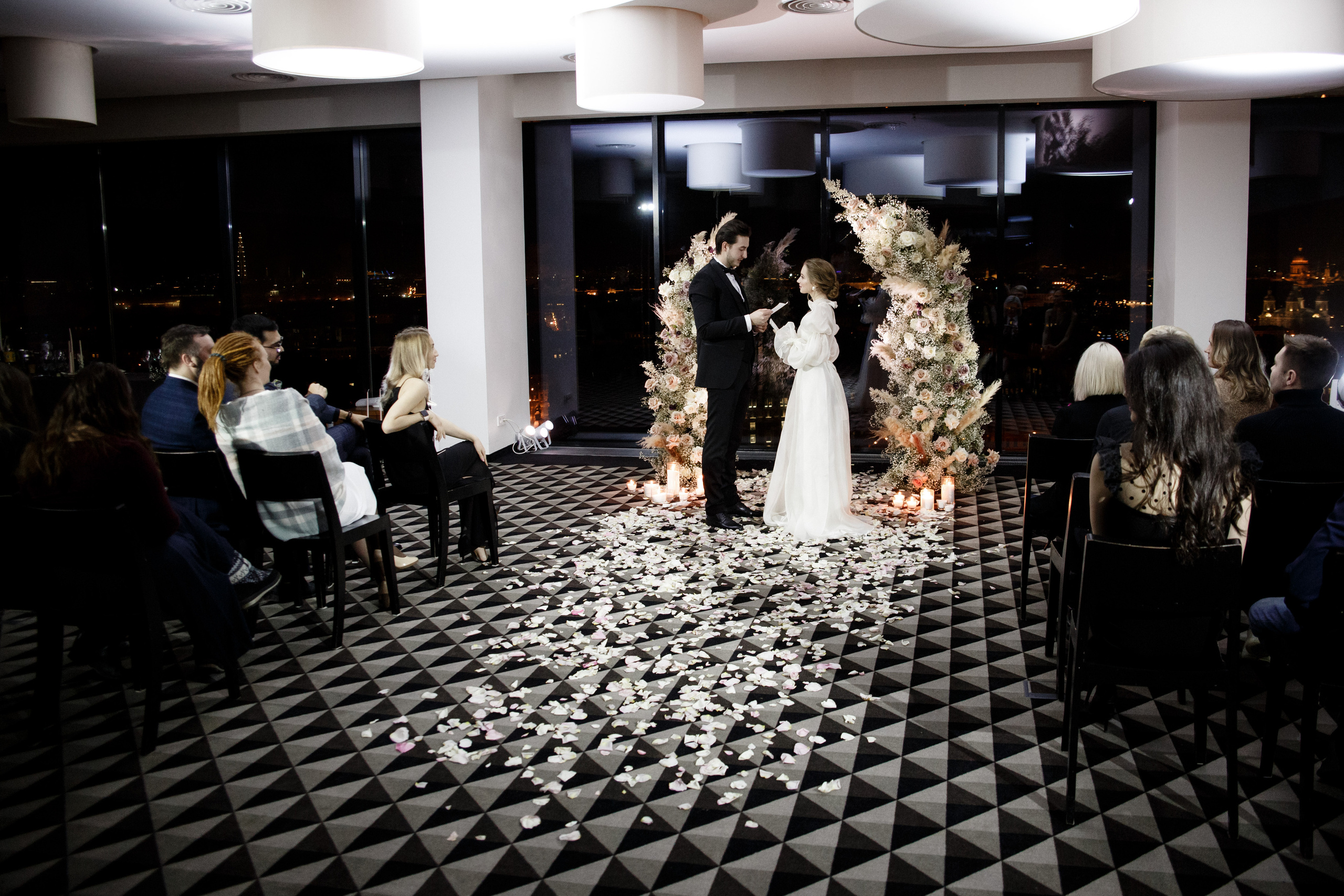 Свадьба в отеле Калейдоскоп. Свадебный фотограф в Санкт-Петербурге Никита Кузякин