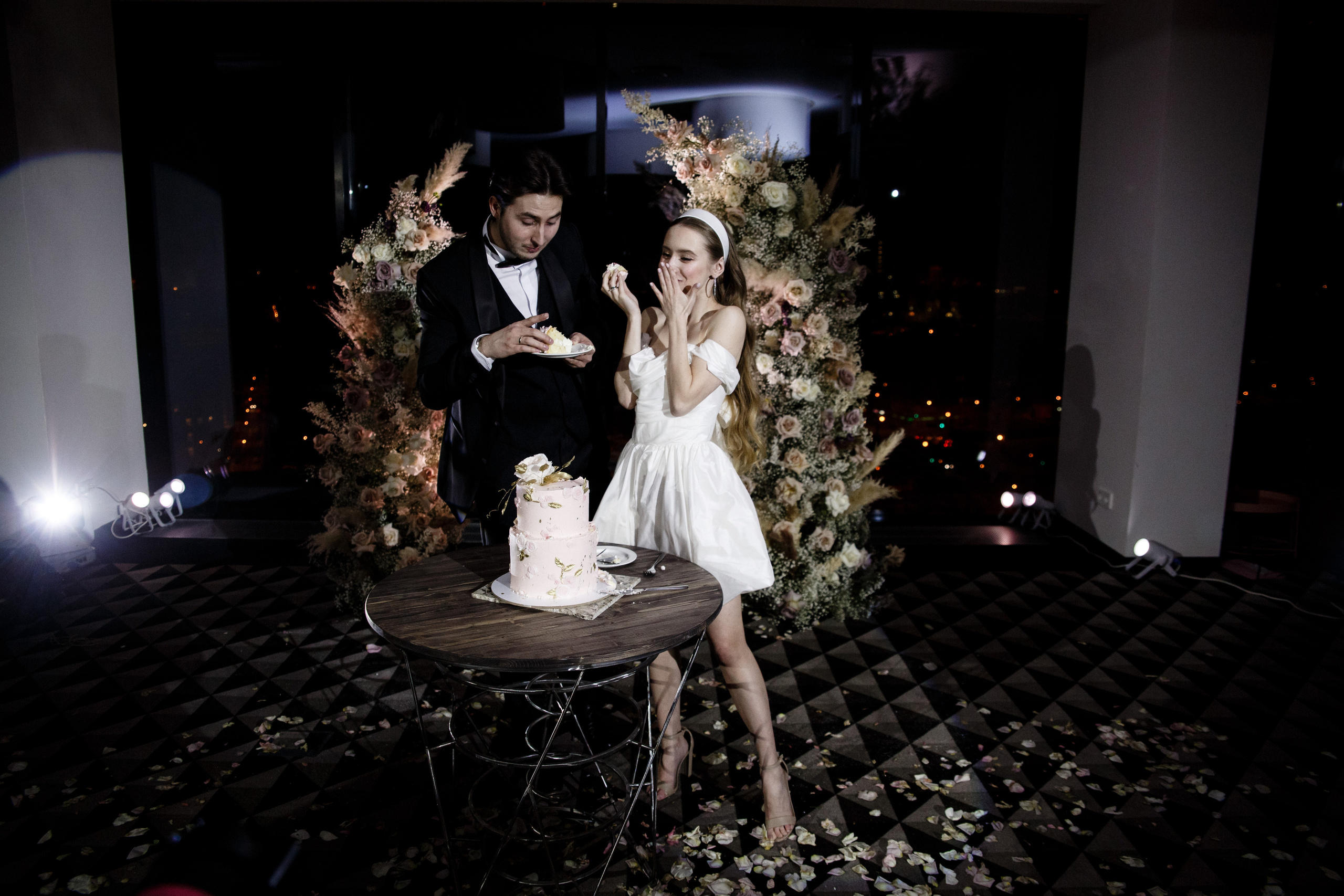 Свадьба в отеле Калейдоскоп. Свадебный фотограф в Санкт-Петербурге Никита Кузякин