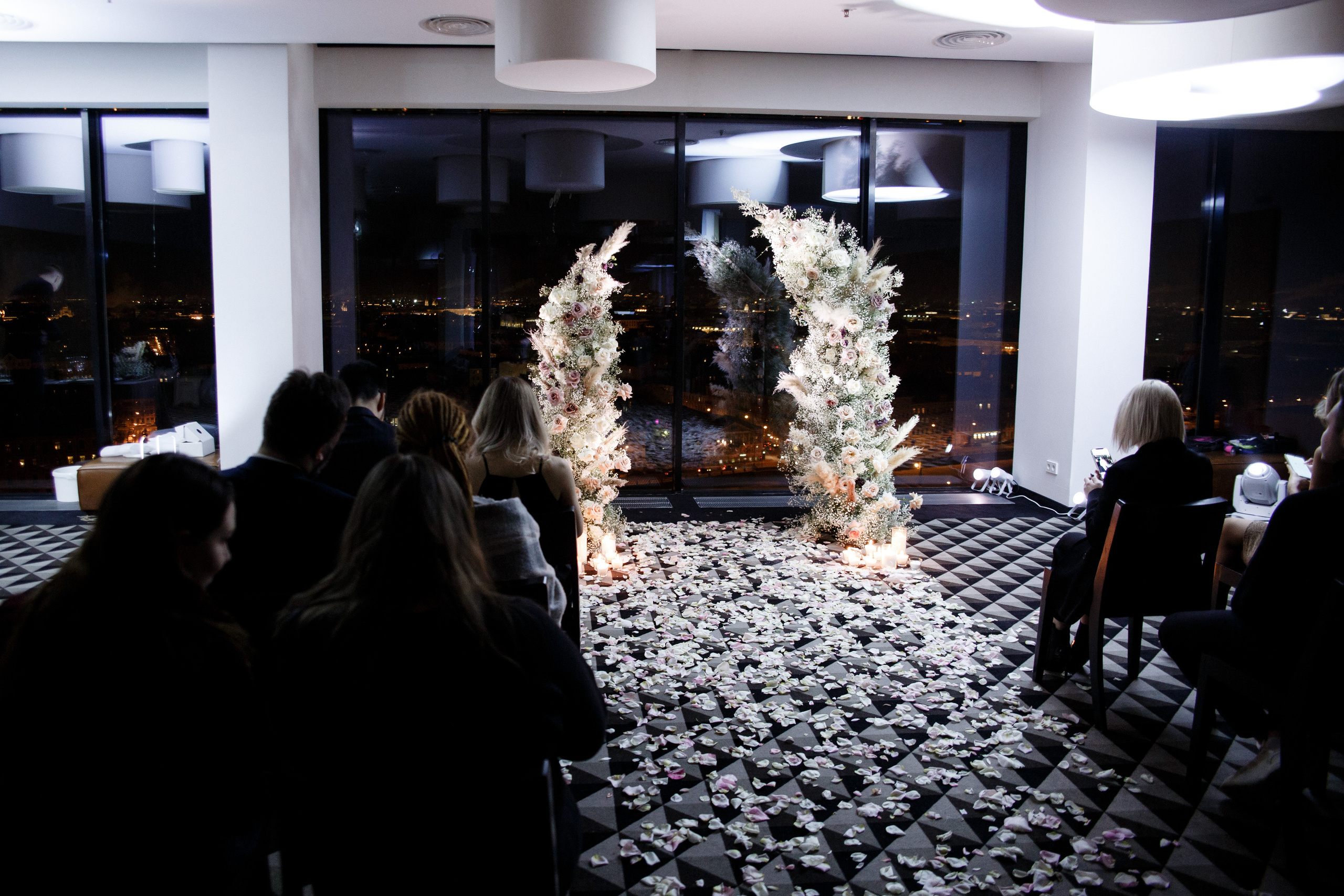 Свадьба в отеле Калейдоскоп. Свадебный фотограф в Санкт-Петербурге Никита Кузякин