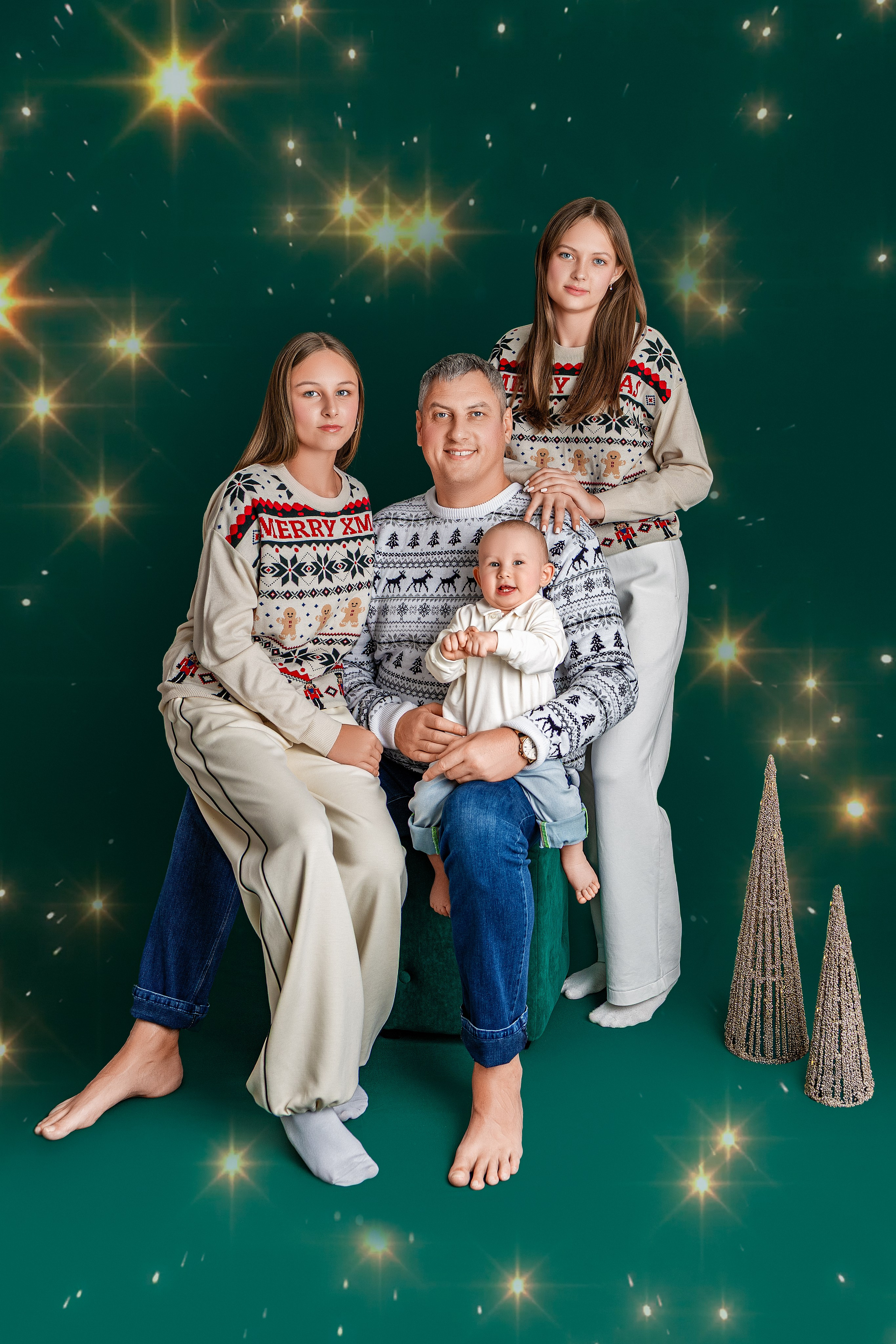 Новогодние открытки 2026. Фотограф новорожденных в Нижнем Новгороде Надежда Кадылкина