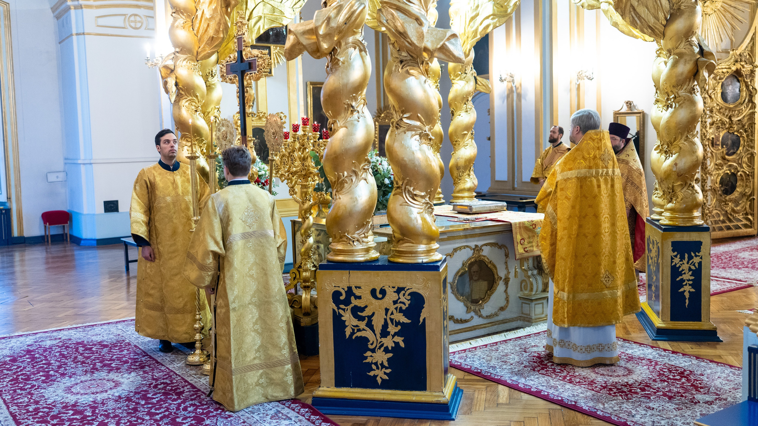 Неделя 24-я по Пятидесятнице. Апп. от 70-ти Ераста, Олимпа, Родиона, Сосипатра, Куарта (Кварта) и Тертия. Мч. Ореста врача. НИКОЛО-БОГОЯВЛЕНСКИЙ МОРСКОЙ СОБОР