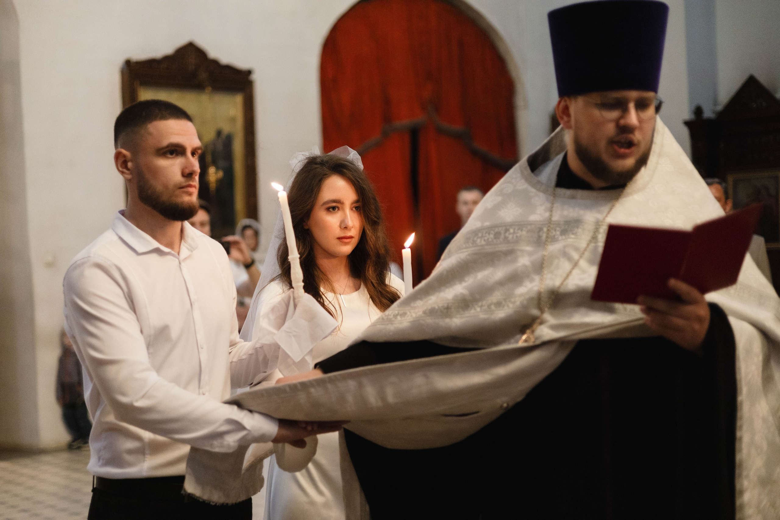 Венчание. Семейный и репортажный фотограф в Пскове Виктория Колесникова