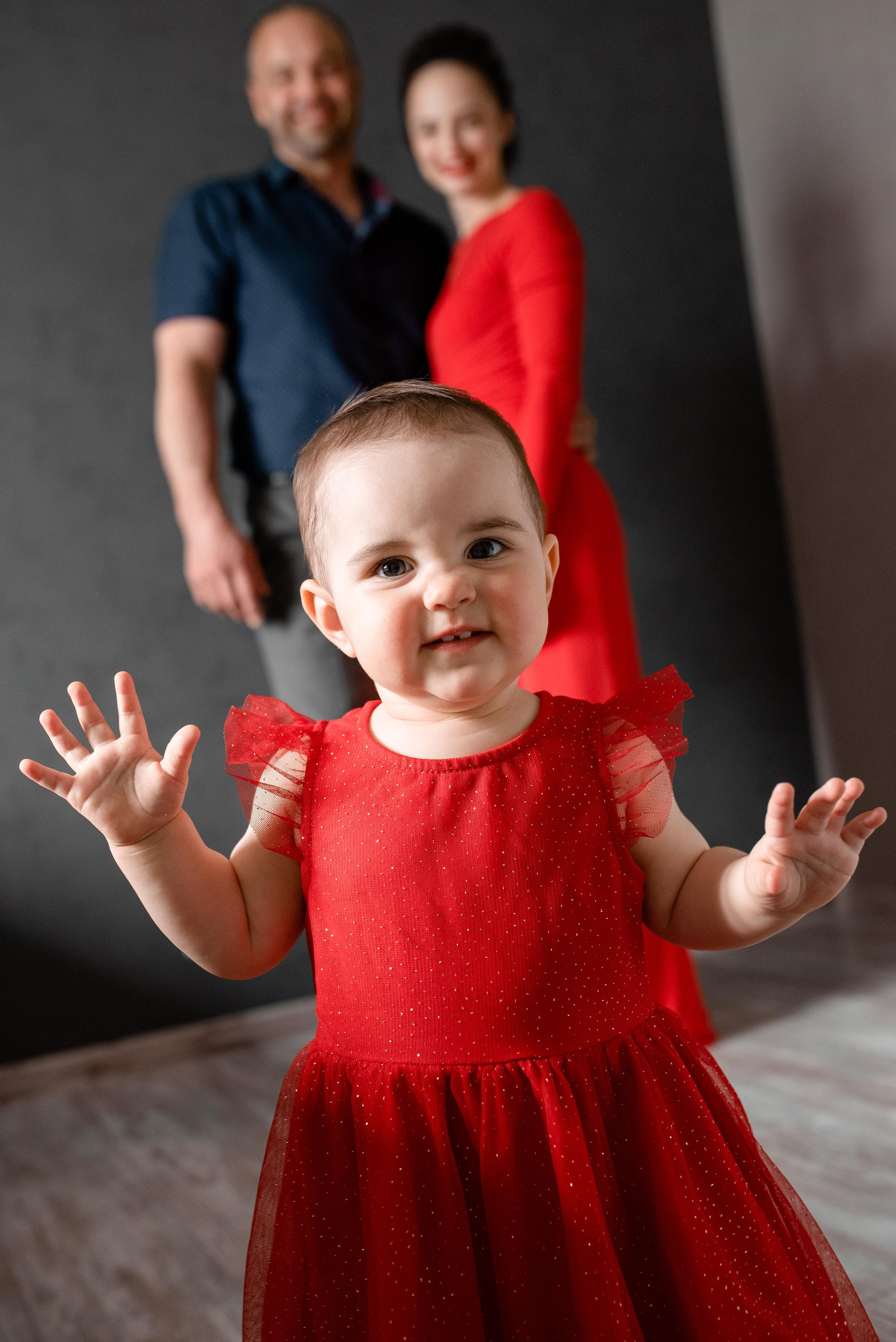Мирослава, 1 годик (домашняя фотосессия). Фотограф новорожденных в Екатеринбурге Лена Ильина