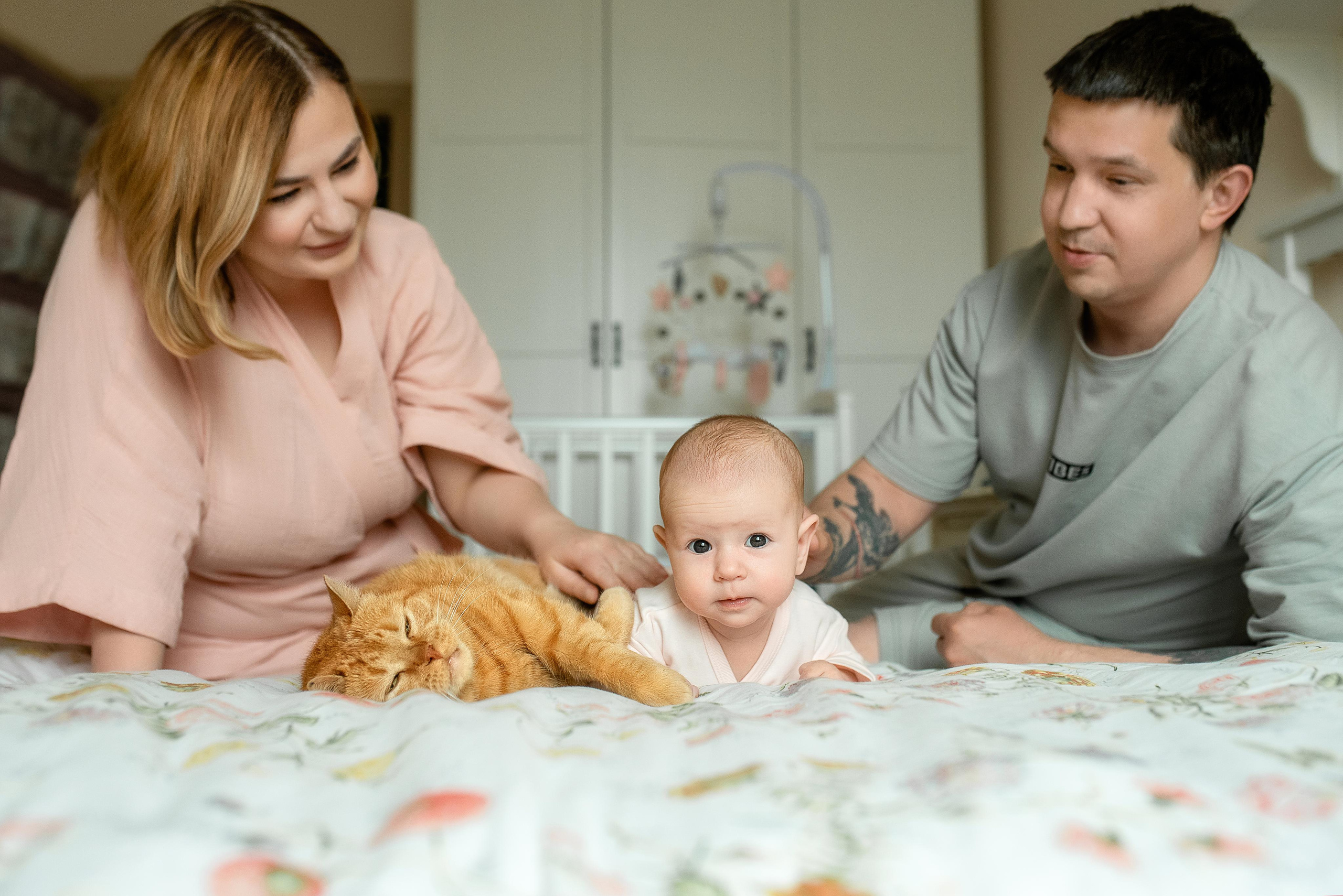 Мария, 3 месяца (домашняя фотосессия в стиле Lifestyle). Фотограф новорожденных в Екатеринбурге Лена Ильина