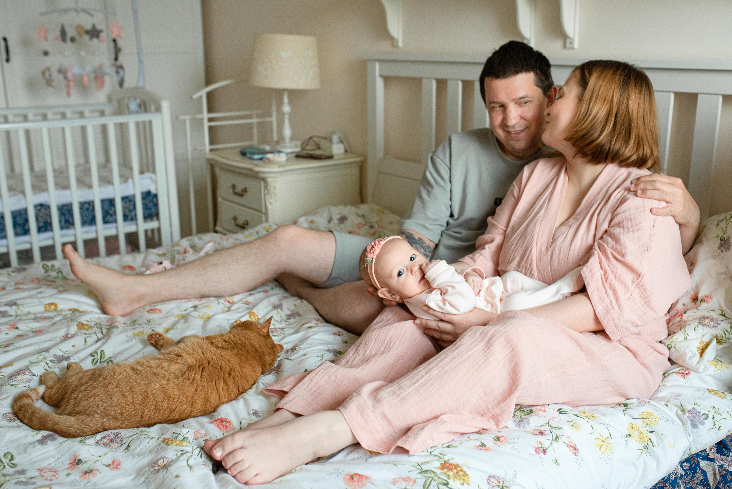 Мария, 3 месяца (домашняя фотосессия в стиле Lifestyle). Фотограф новорожденных в Екатеринбурге Лена Ильина