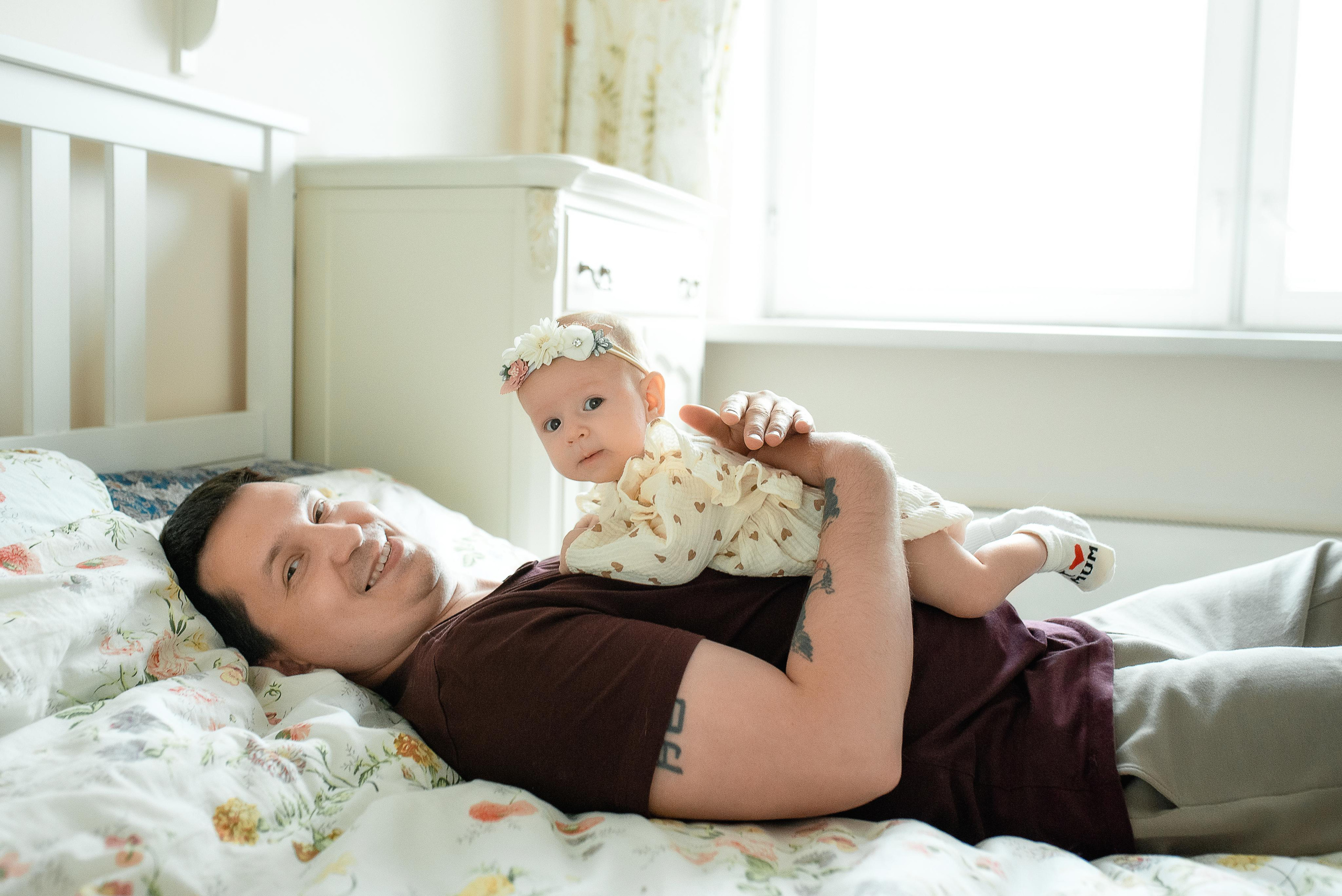 Мария, 3 месяца (домашняя фотосессия в стиле Lifestyle). Фотограф новорожденных в Екатеринбурге Лена Ильина