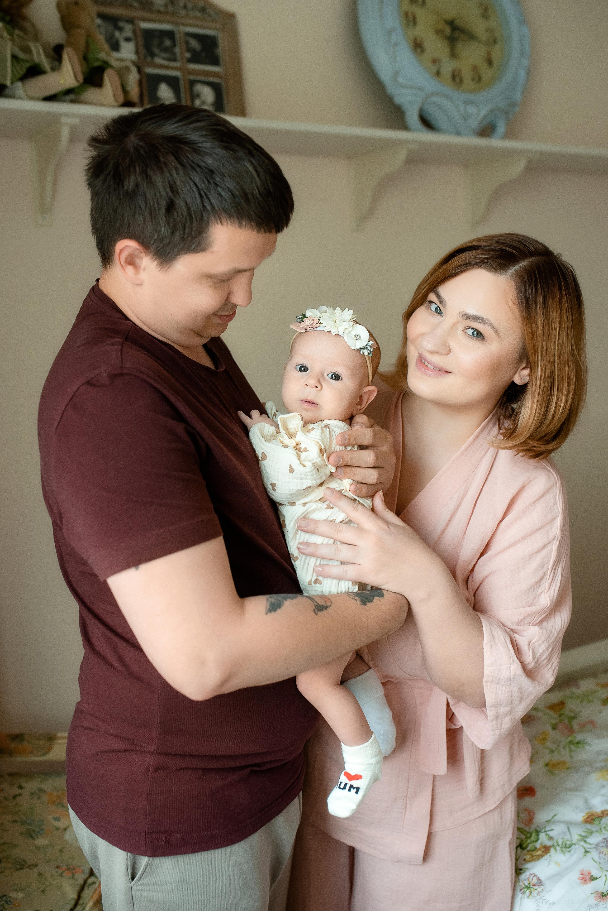 Мария, 3 месяца (домашняя фотосессия в стиле Lifestyle). Фотограф новорожденных в Екатеринбурге Лена Ильина