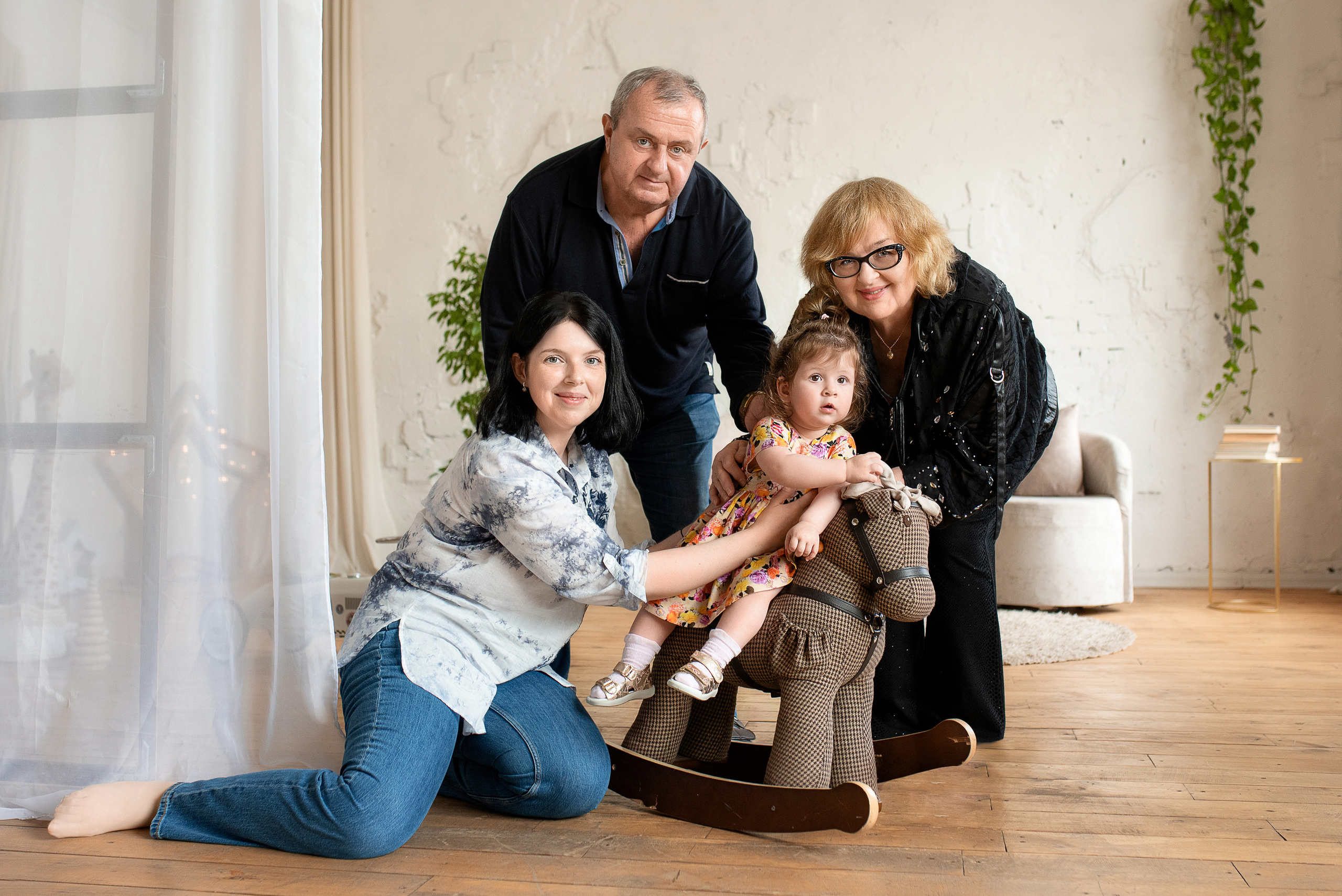 Полина, 1 годик (фотостудия Lightroom). Фотограф новорожденных в Екатеринбурге Лена Ильина