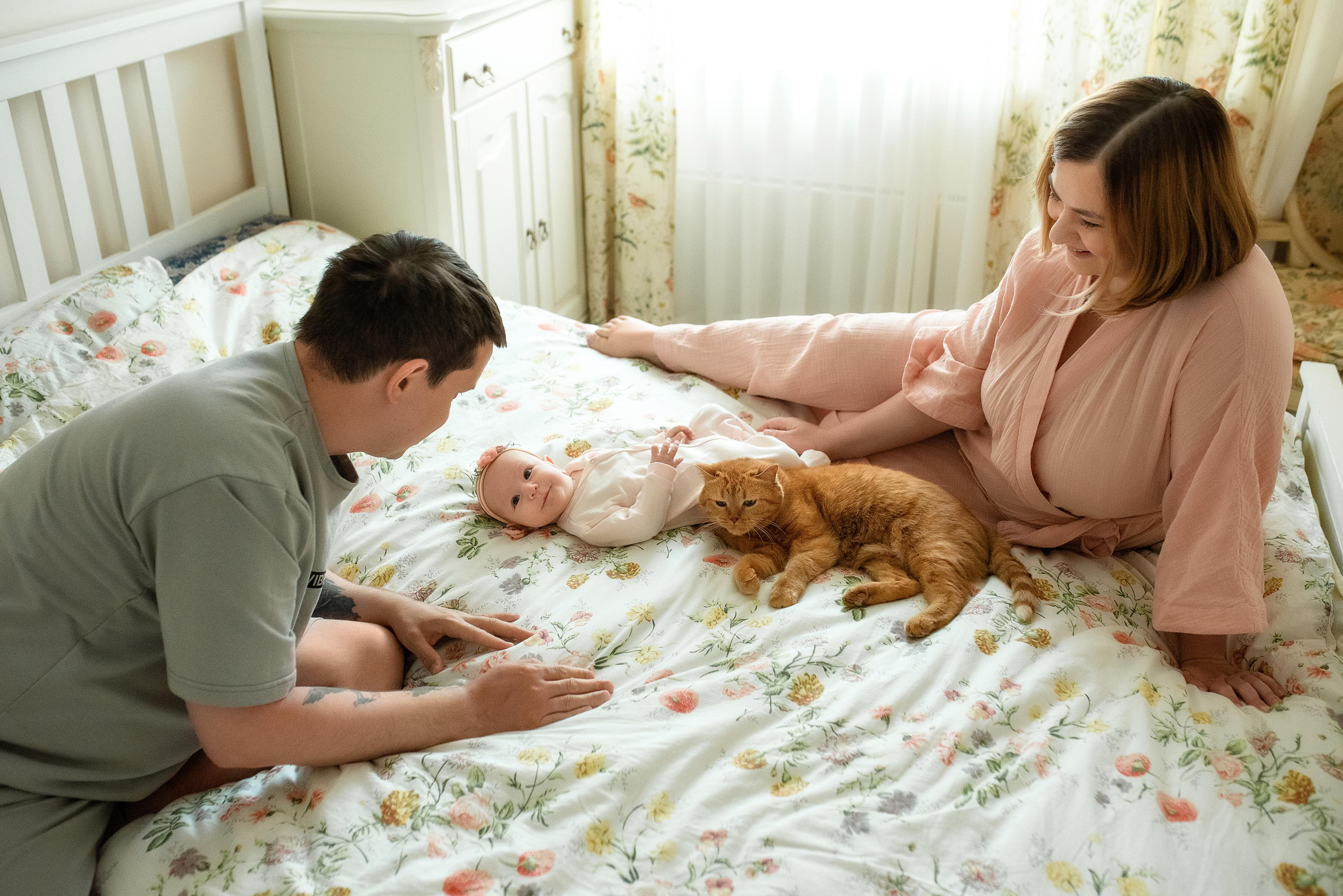 Мария, 3 месяца (домашняя фотосессия в стиле Lifestyle). Фотограф новорожденных в Екатеринбурге Лена Ильина