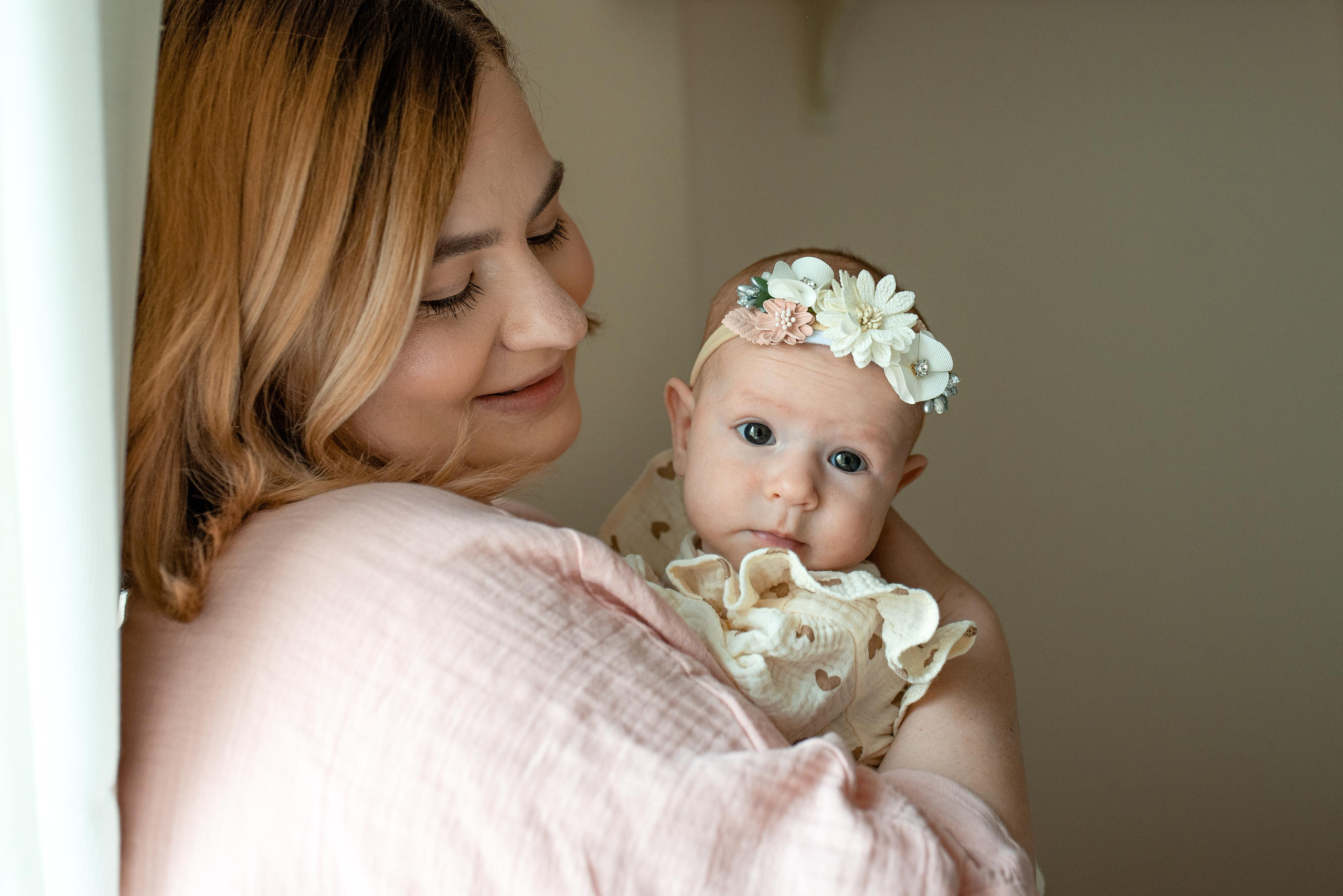 Мария, 3 месяца (домашняя фотосессия в стиле Lifestyle). Фотограф новорожденных в Екатеринбурге Лена Ильина