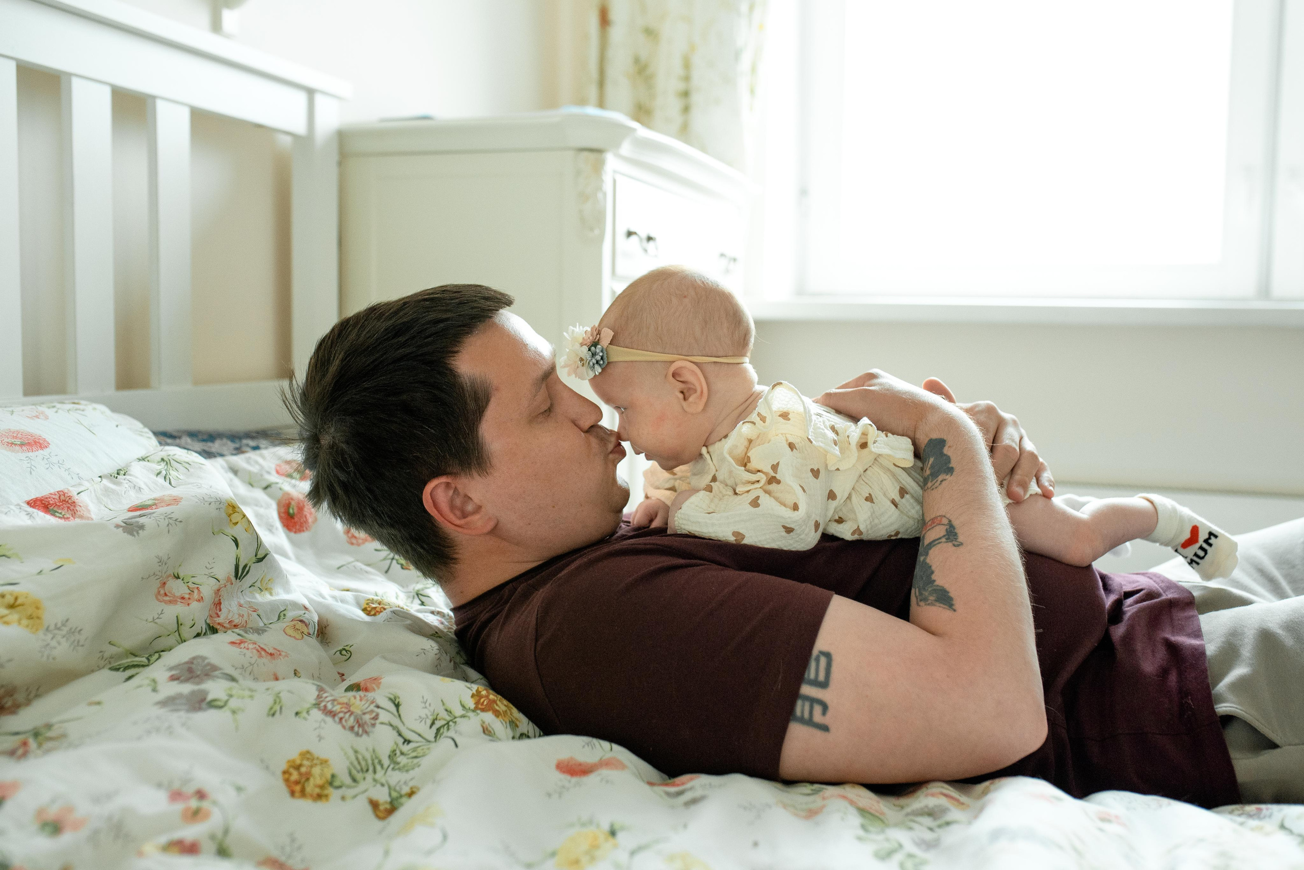 Мария, 3 месяца (домашняя фотосессия в стиле Lifestyle). Фотограф новорожденных в Екатеринбурге Лена Ильина