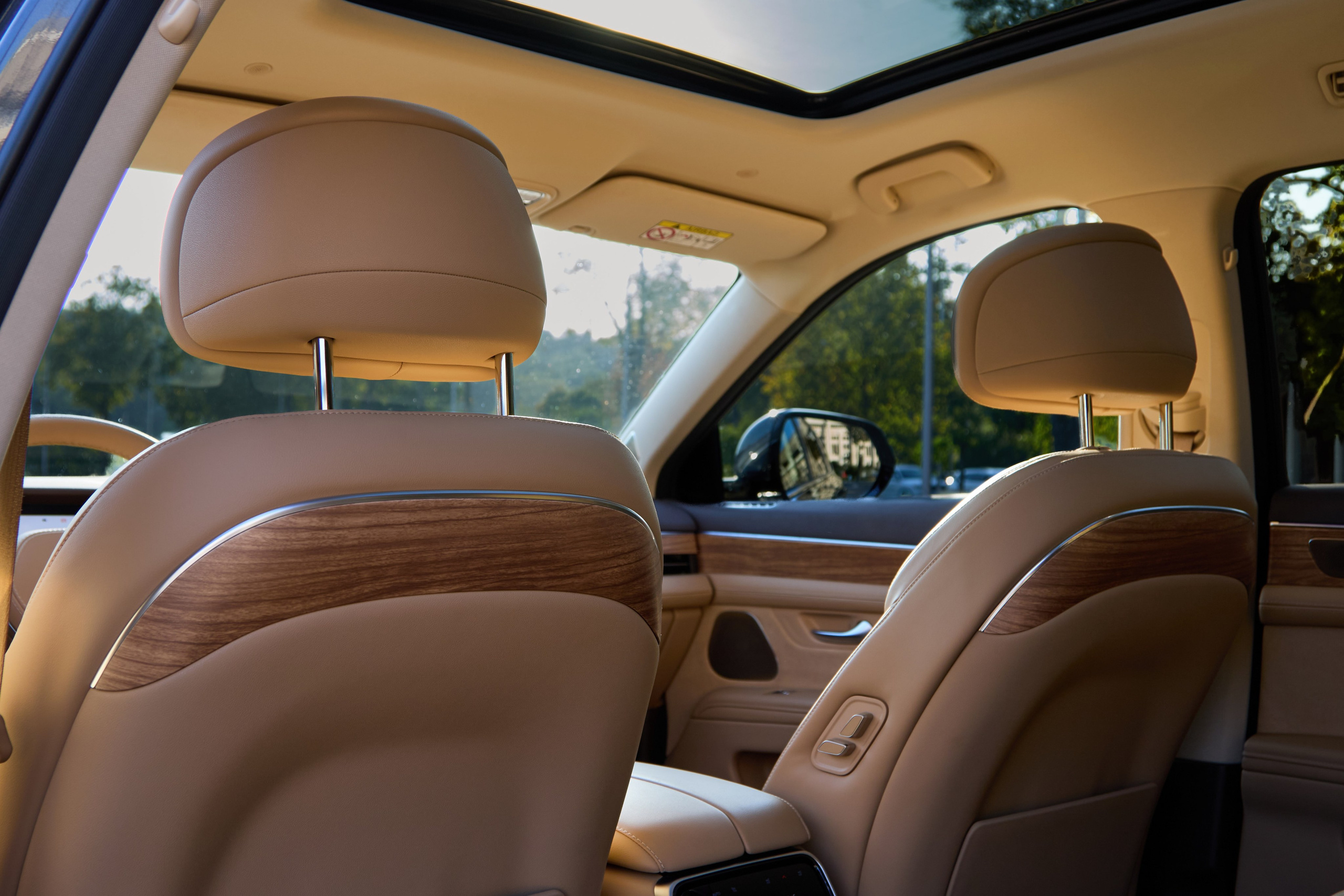 Seres M7. FM Media Сrew. Репортажные фото и видео