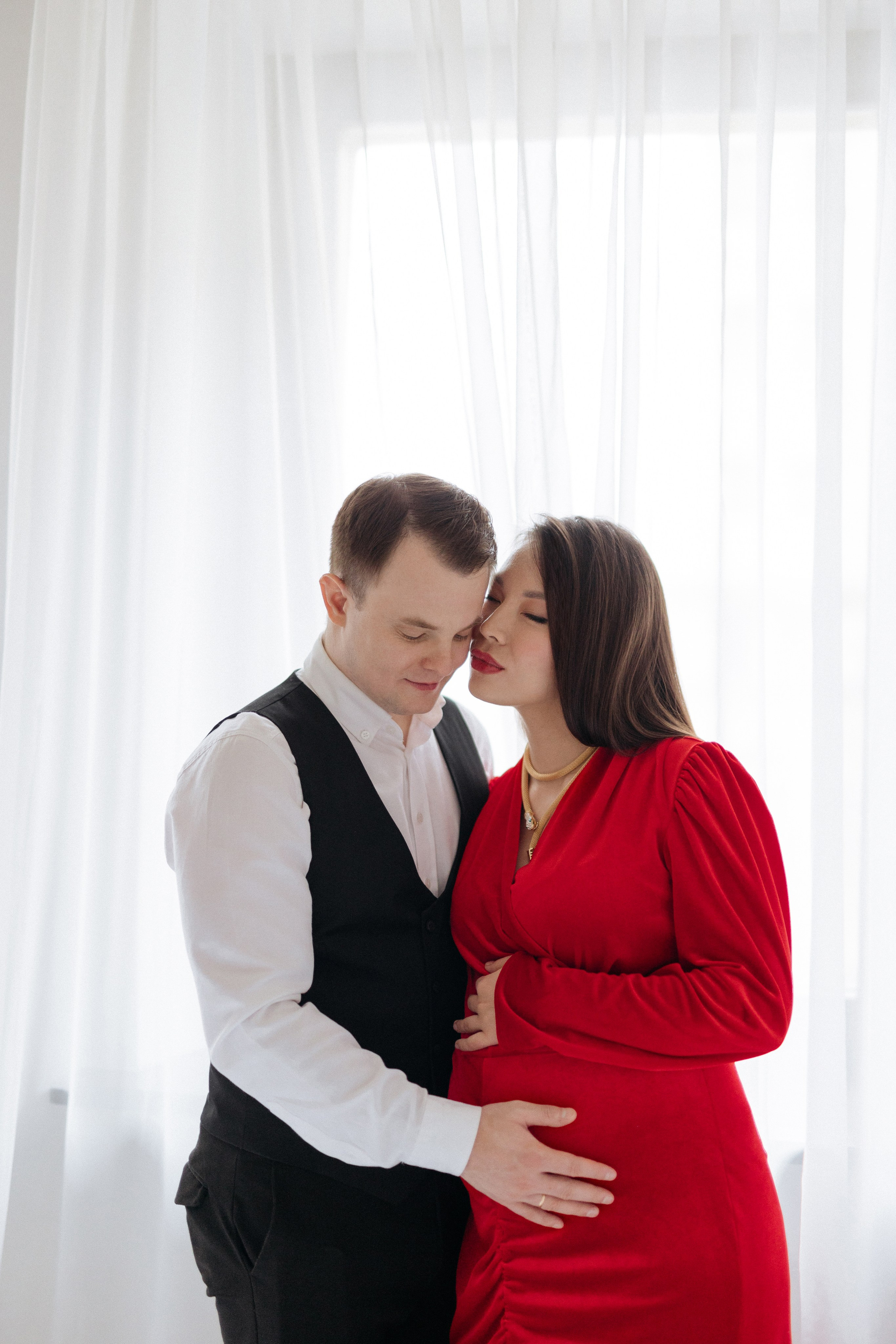 Семейная новогодняя фотосессия беременности. Свадебный фотограф в Москве Полина Лелетко