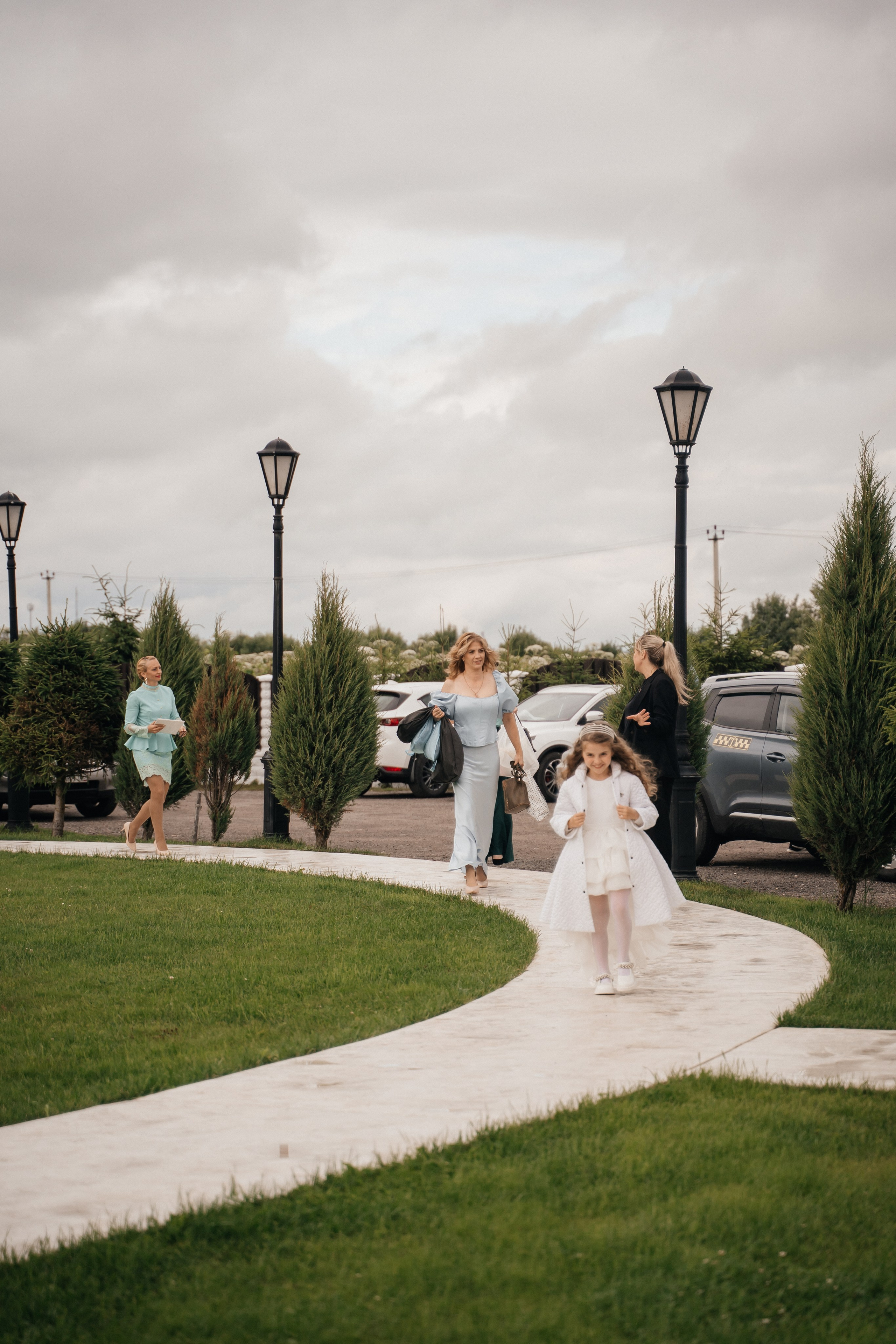 Wedding «Laugh and cry». Свадебные фотограф и видеограф Наталья и Анатолий Новиковы СПб