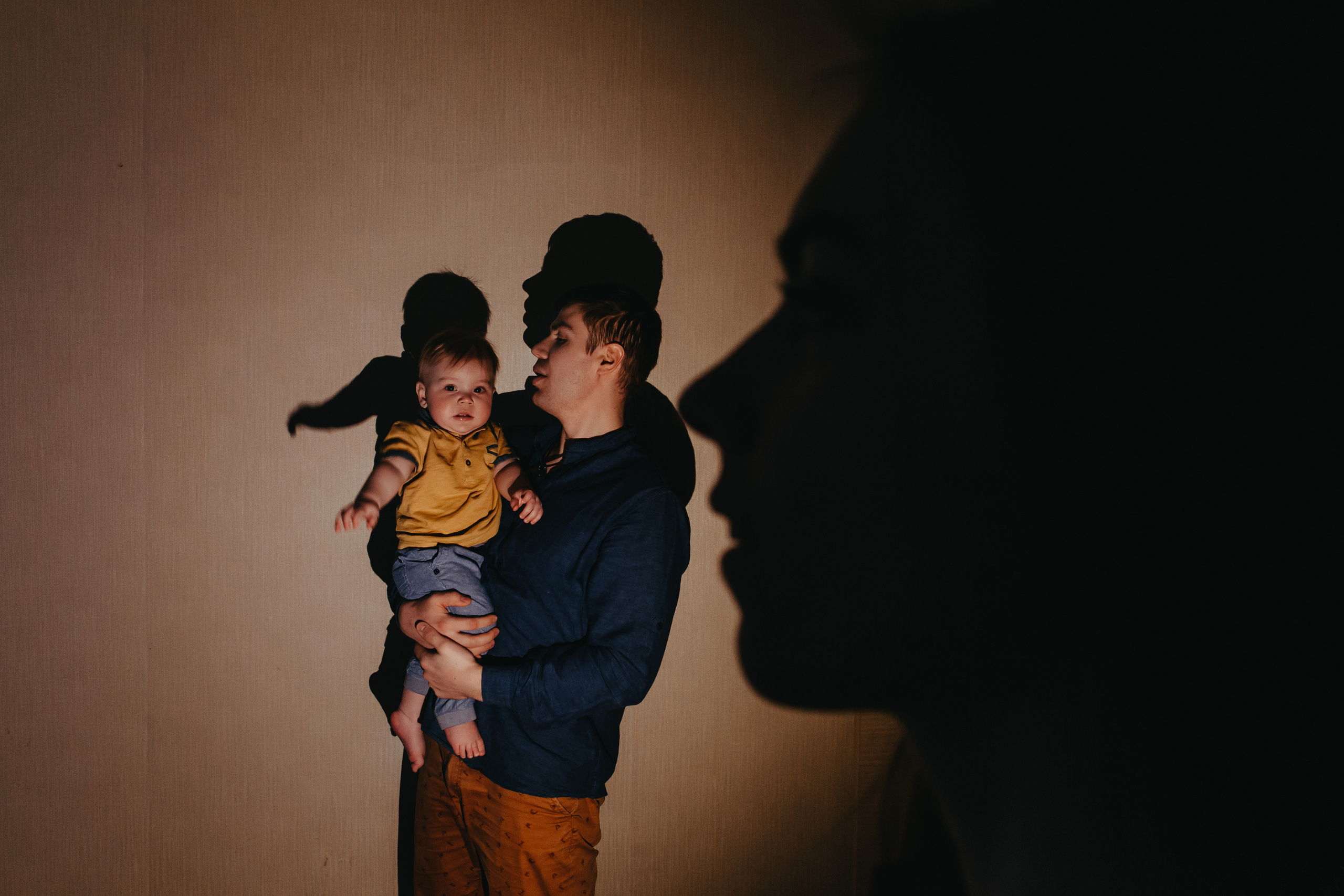 Домашняя фотосессия тюмень фотограф тюмень семейная фотосессия тюмень. Фотограф Шелудкова Яна, город Тюмень