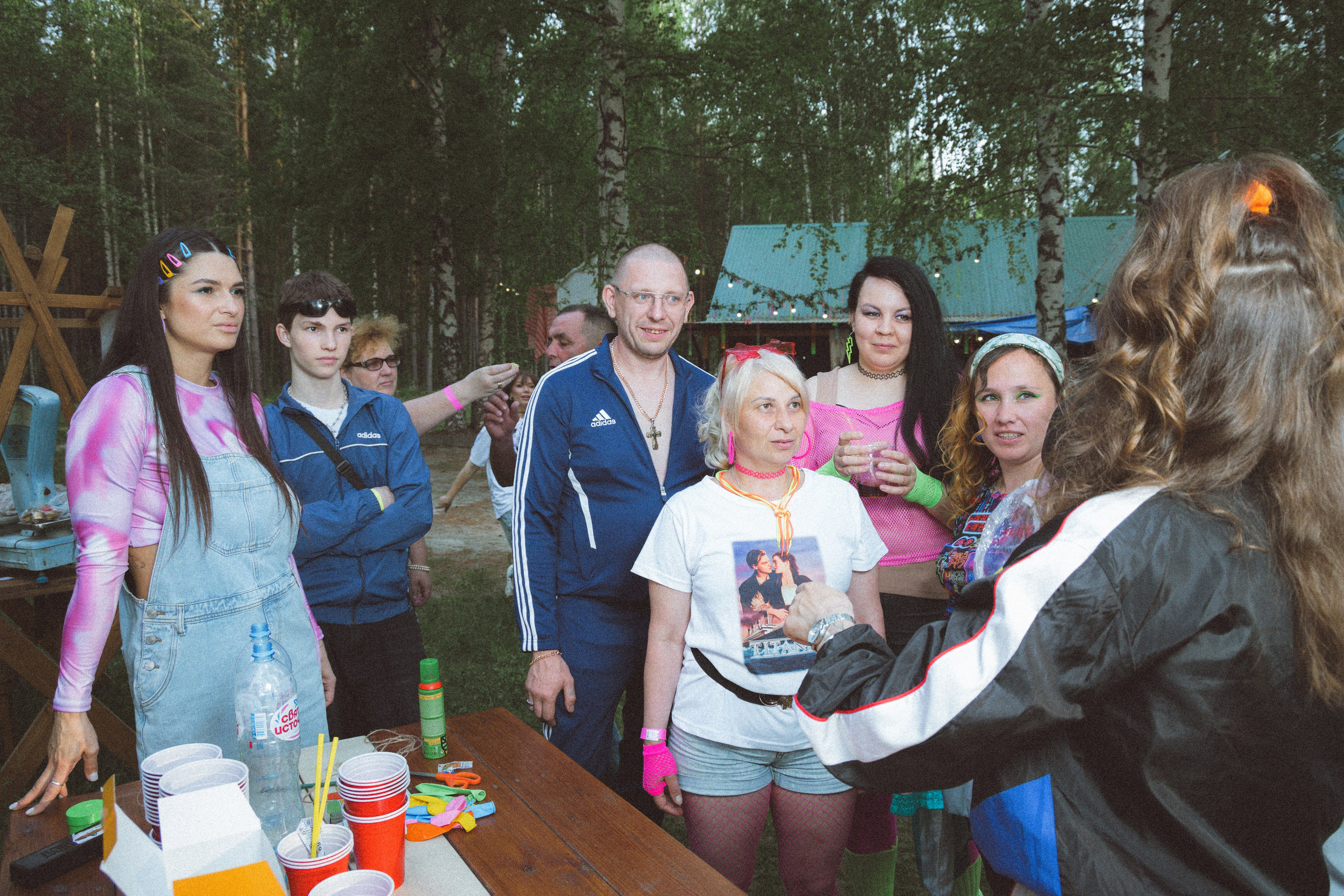 EVENT (vibe — вечеринка в стиле 90-х). Photographer — Regina Sal’manova. Uray