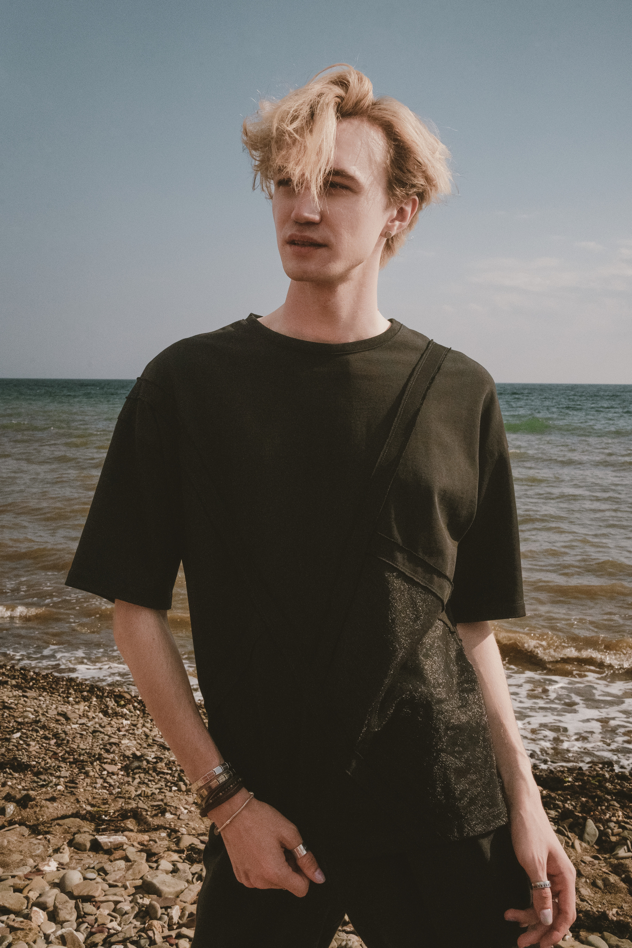 Дизайнерская одежда AMOYATO. Творческие фотосессии в Москве. Фотоальбом лидера группы ЯЛО