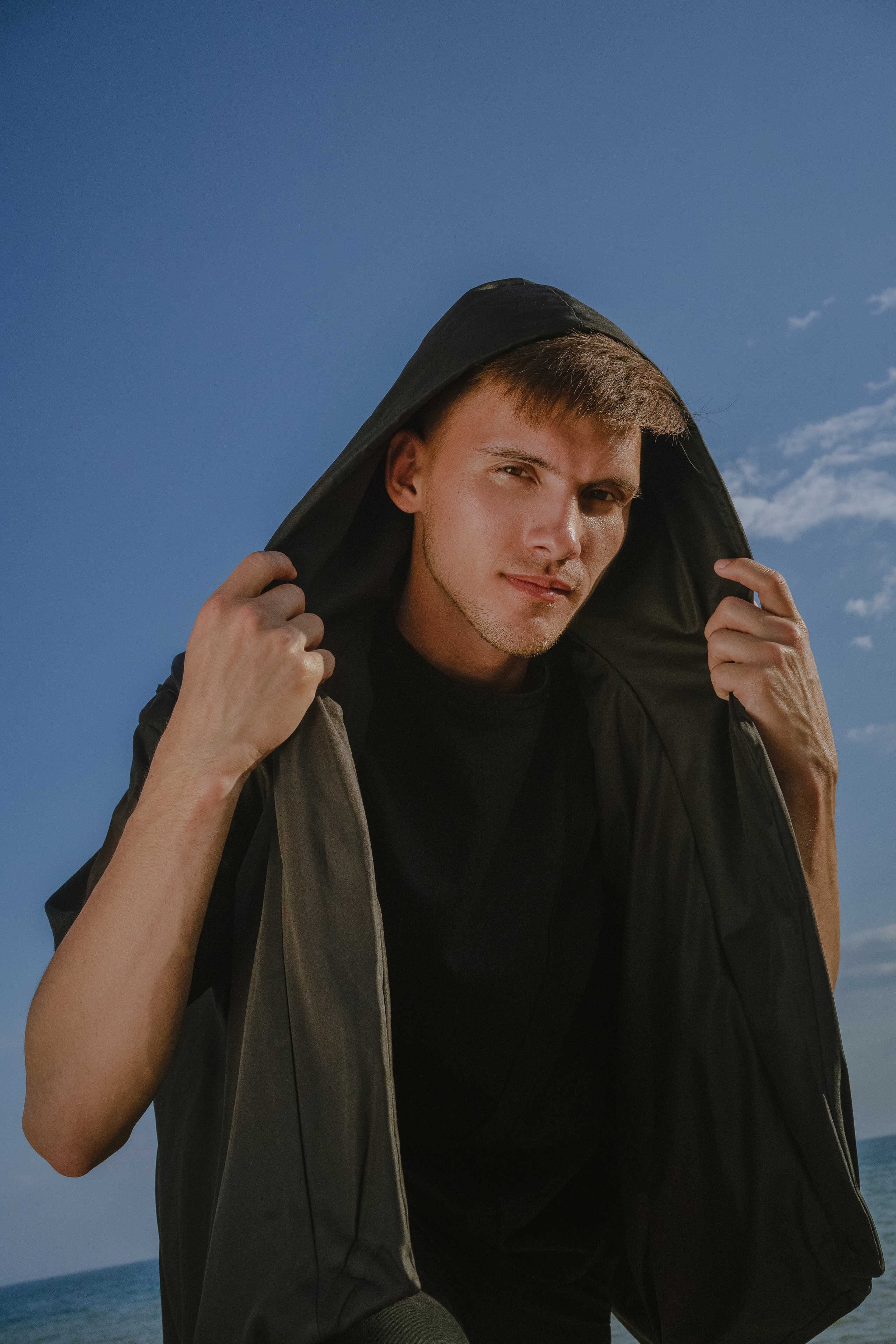 Дизайнерская одежда AMOYATO. Творческие фотосессии в Москве. Фотоальбом лидера группы ЯЛО