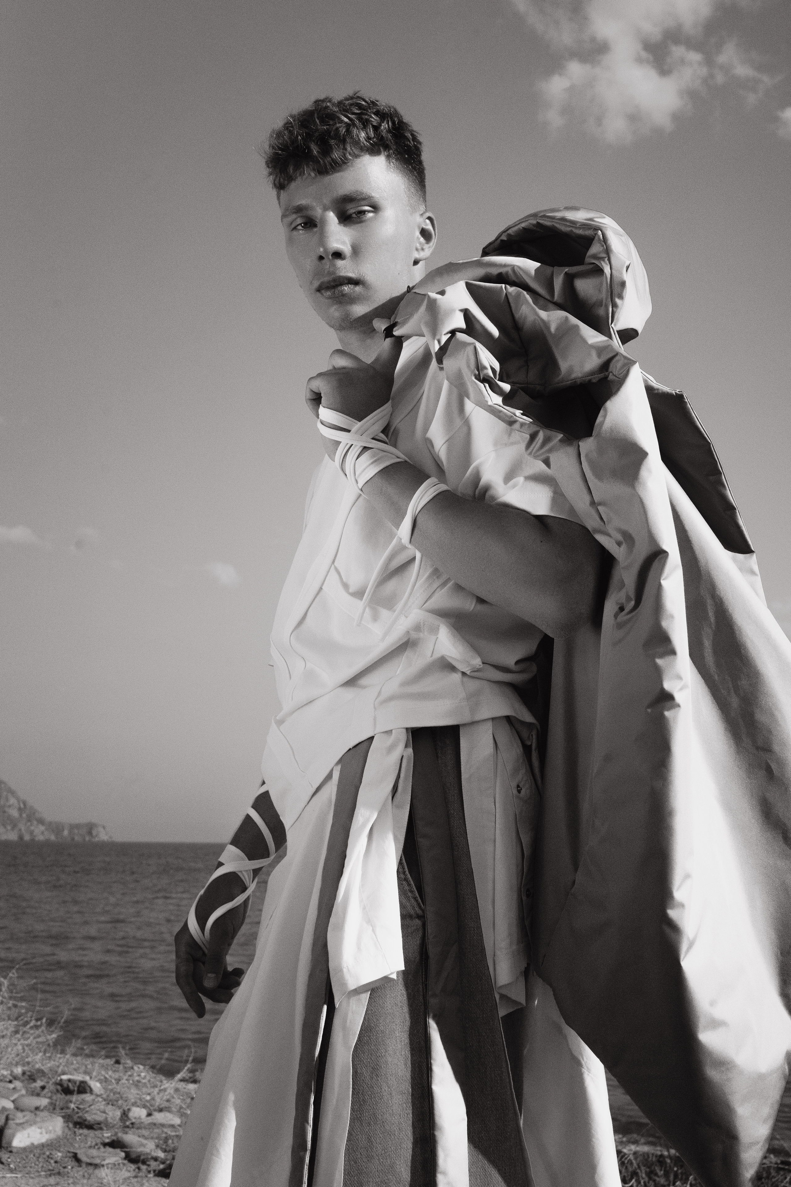 Дизайнерская одежда AMOYATO. Творческие фотосессии в Москве. Фотоальбом лидера группы ЯЛО