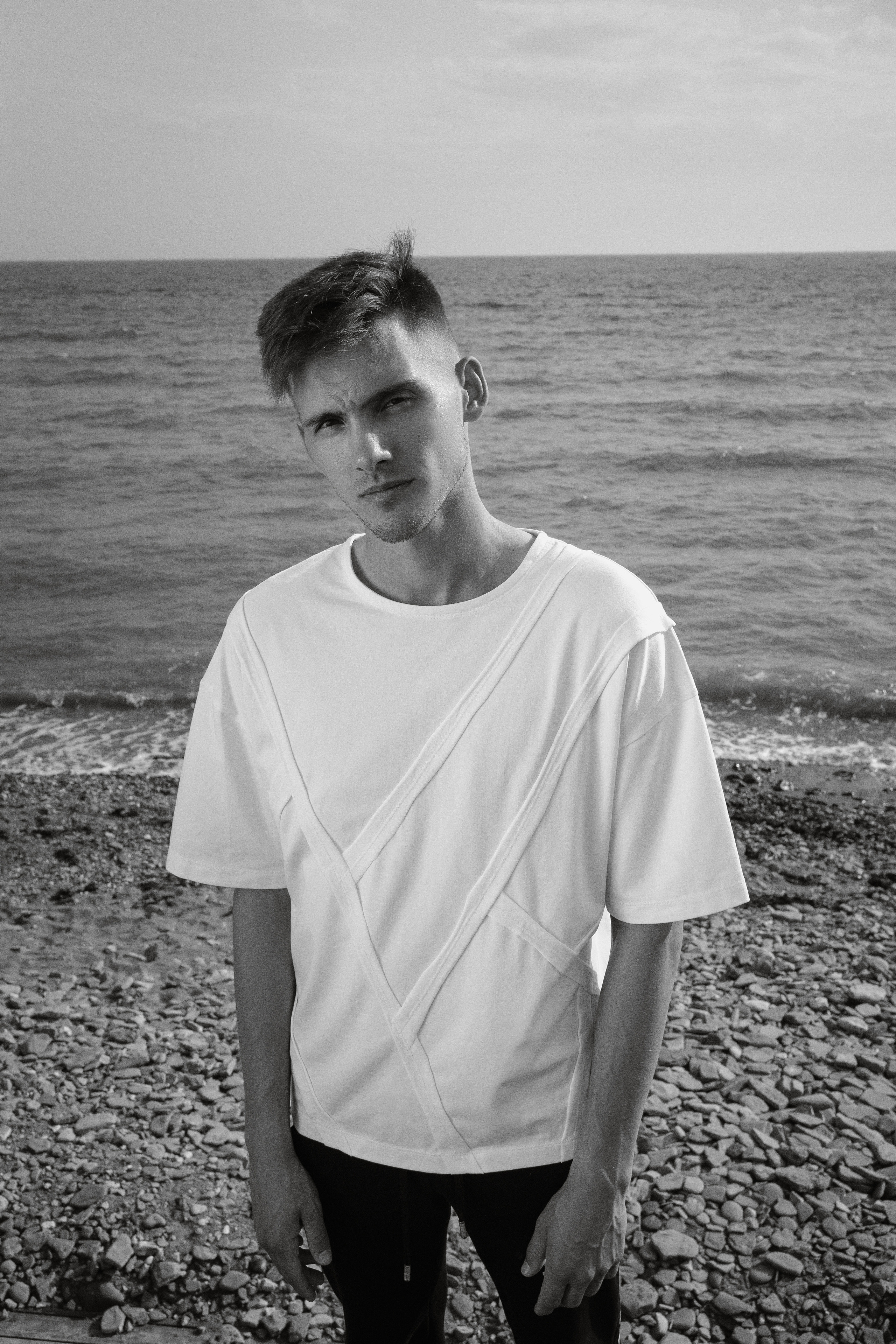 Дизайнерская одежда AMOYATO. Творческие фотосессии в Москве. Фотоальбом лидера группы ЯЛО