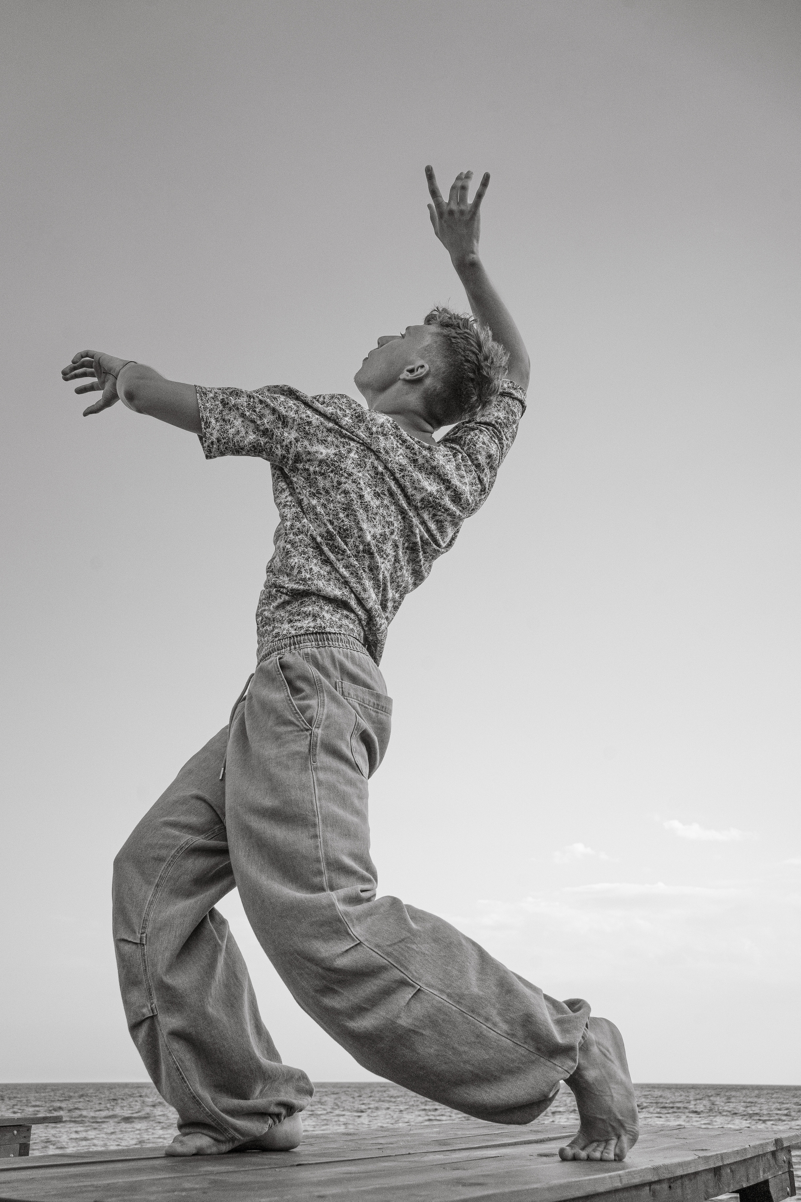 Дизайнерская одежда AMOYATO. Творческие фотосессии в Москве. Фотоальбом лидера группы ЯЛО