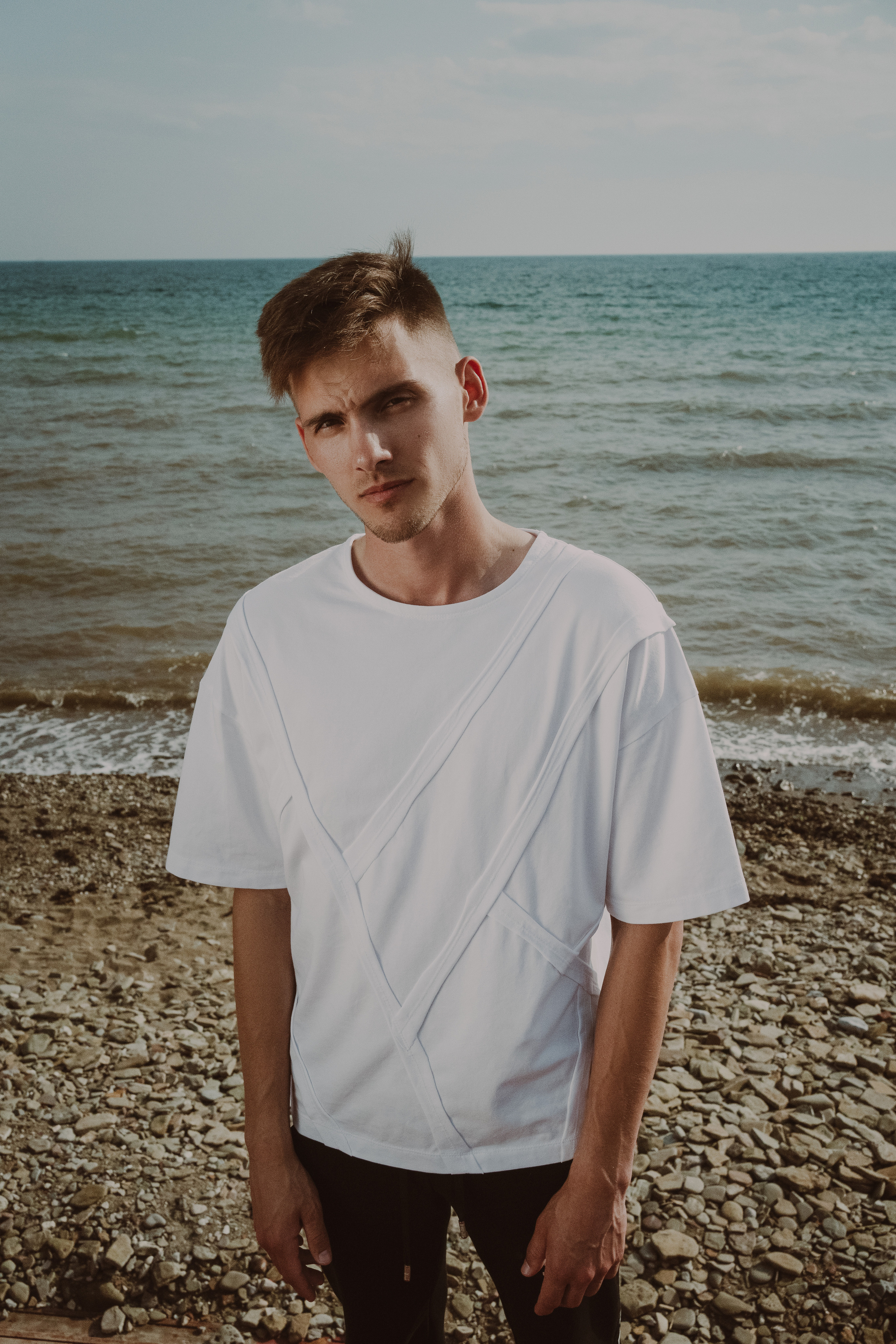 Дизайнерская одежда AMOYATO. Творческие фотосессии в Москве. Фотоальбом лидера группы ЯЛО