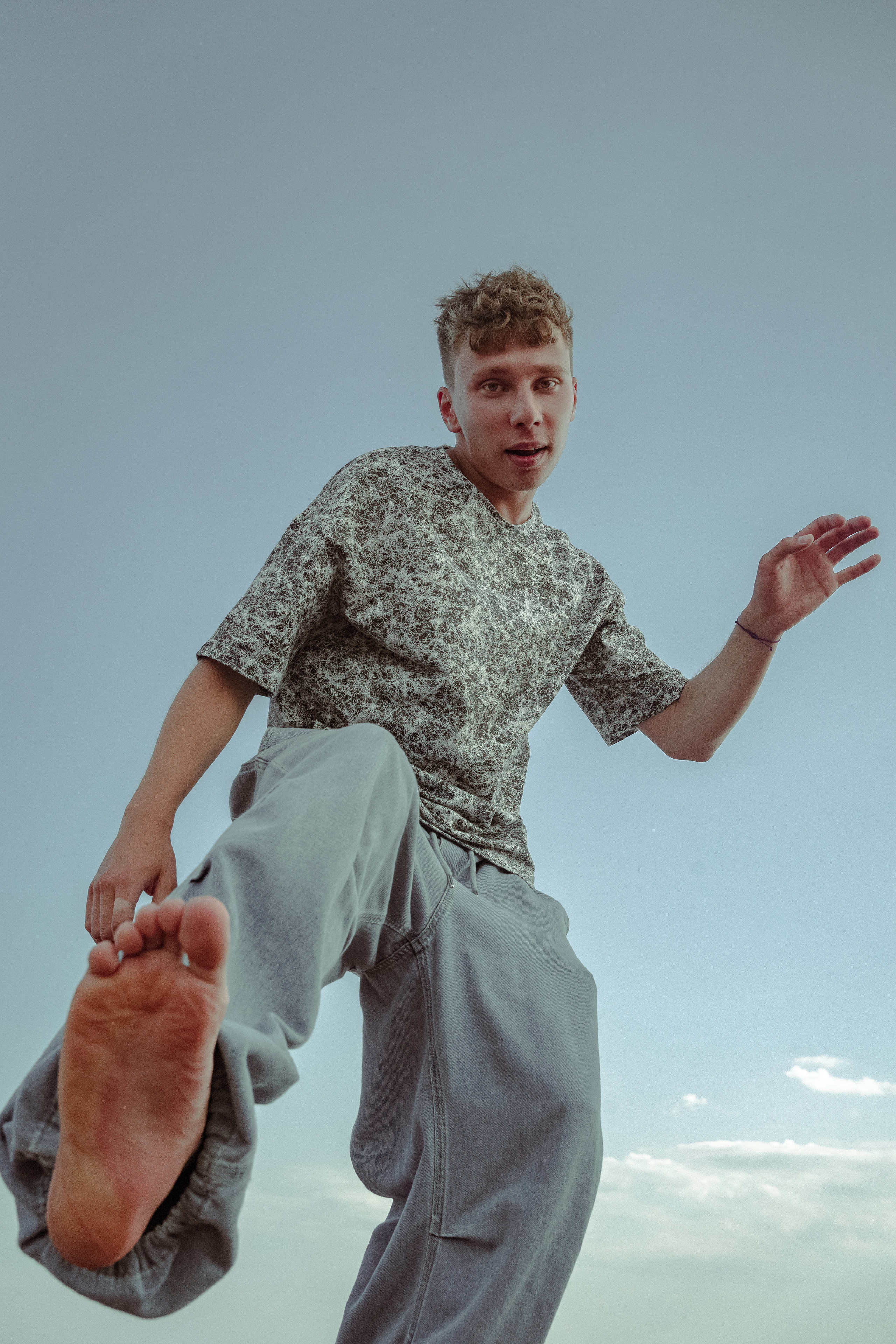 Дизайнерская одежда AMOYATO. Творческие фотосессии в Москве. Фотоальбом лидера группы ЯЛО