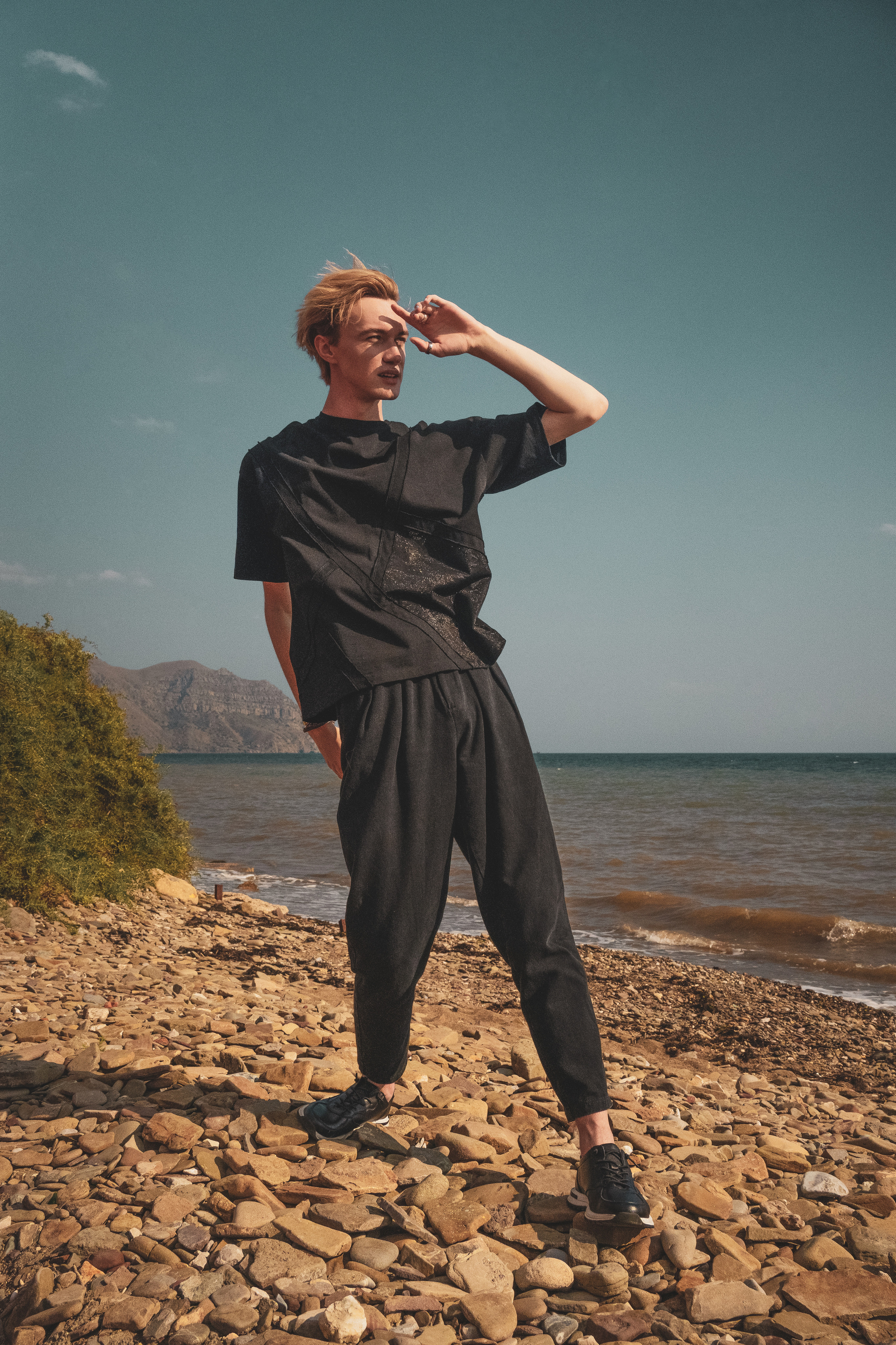 Дизайнерская одежда AMOYATO. Творческие фотосессии в Москве. Фотоальбом лидера группы ЯЛО