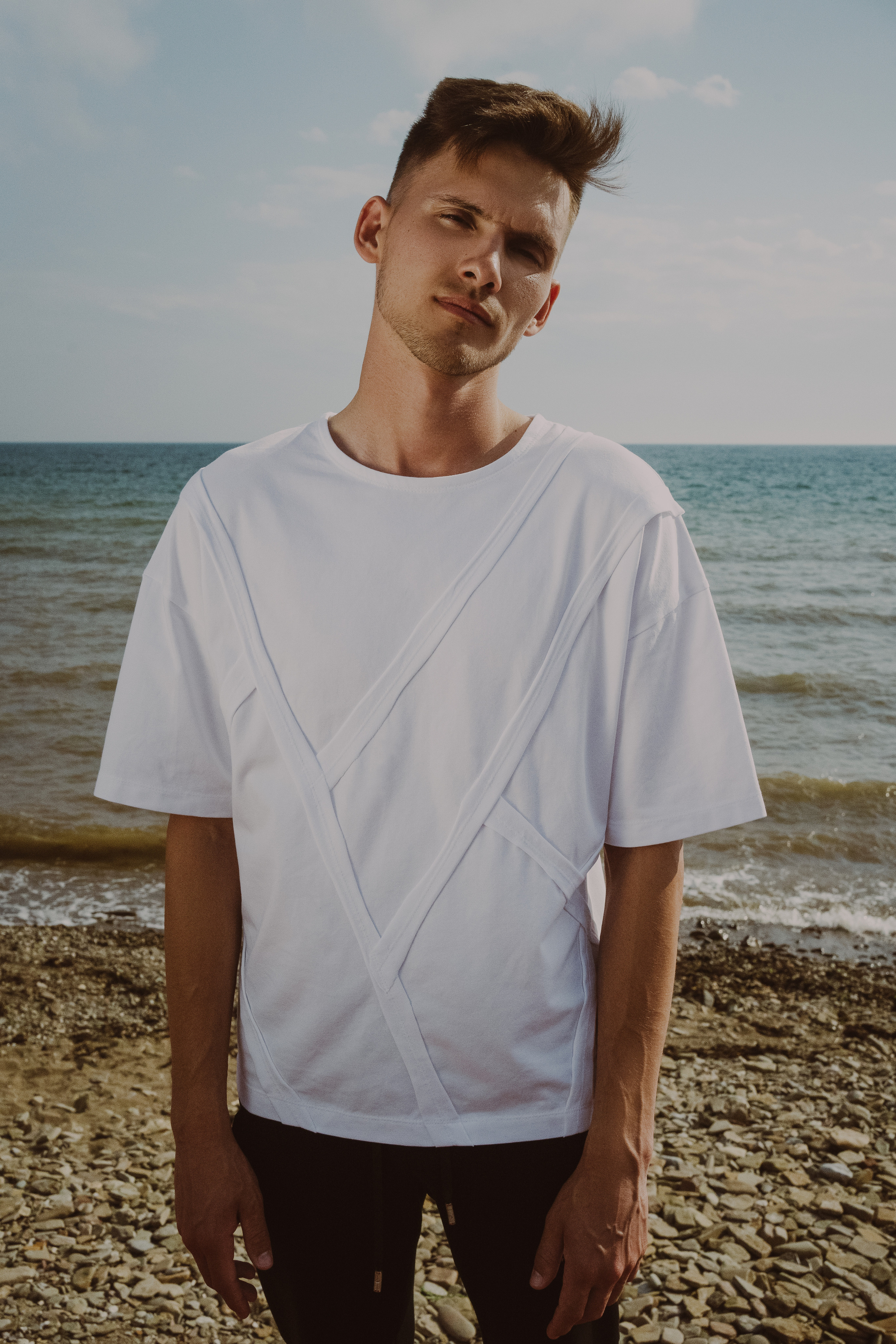 Дизайнерская одежда AMOYATO. Творческие фотосессии в Москве. Фотоальбом лидера группы ЯЛО