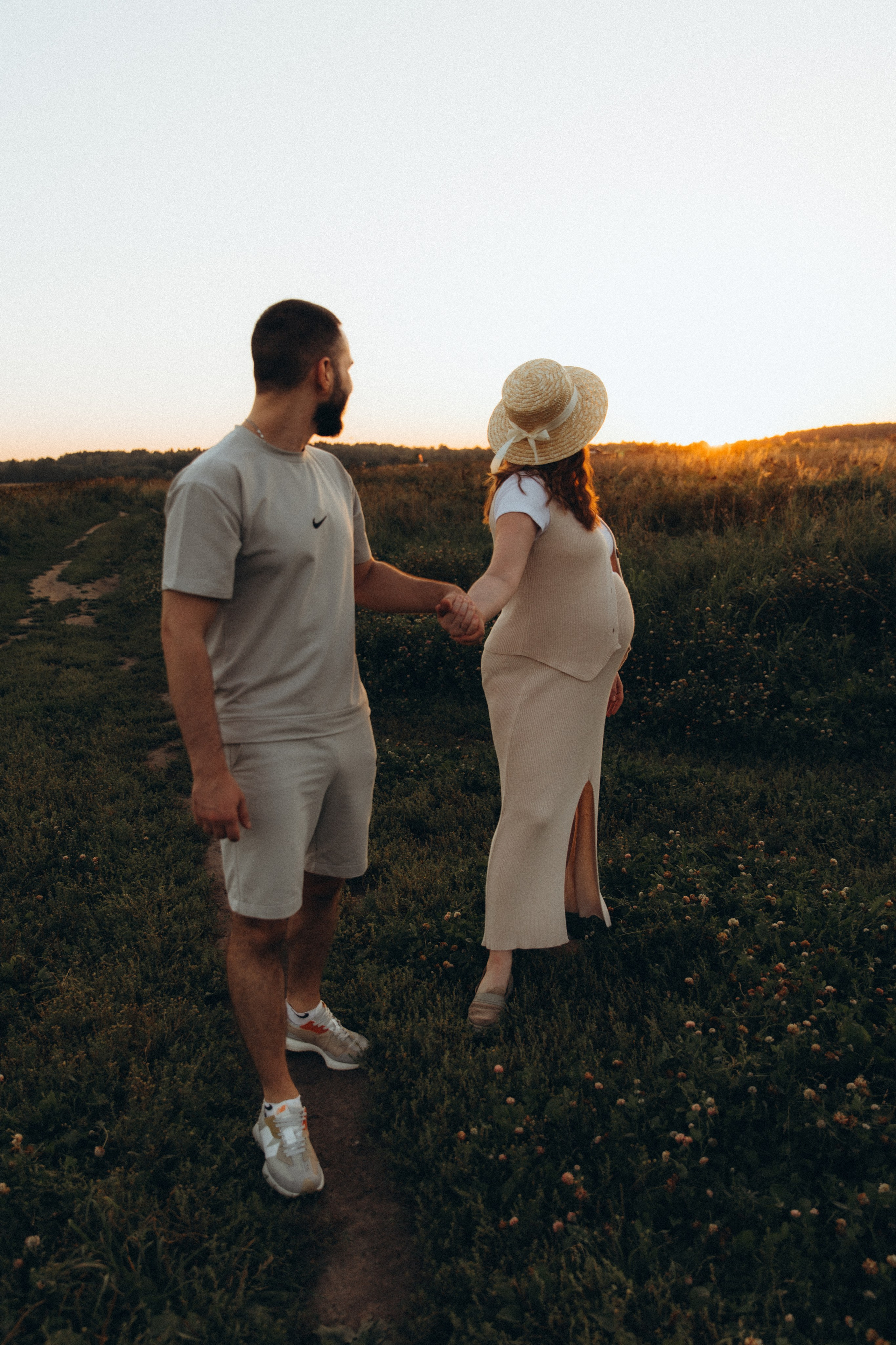 В ОЖИДАНИИ ЧУДА. Главная