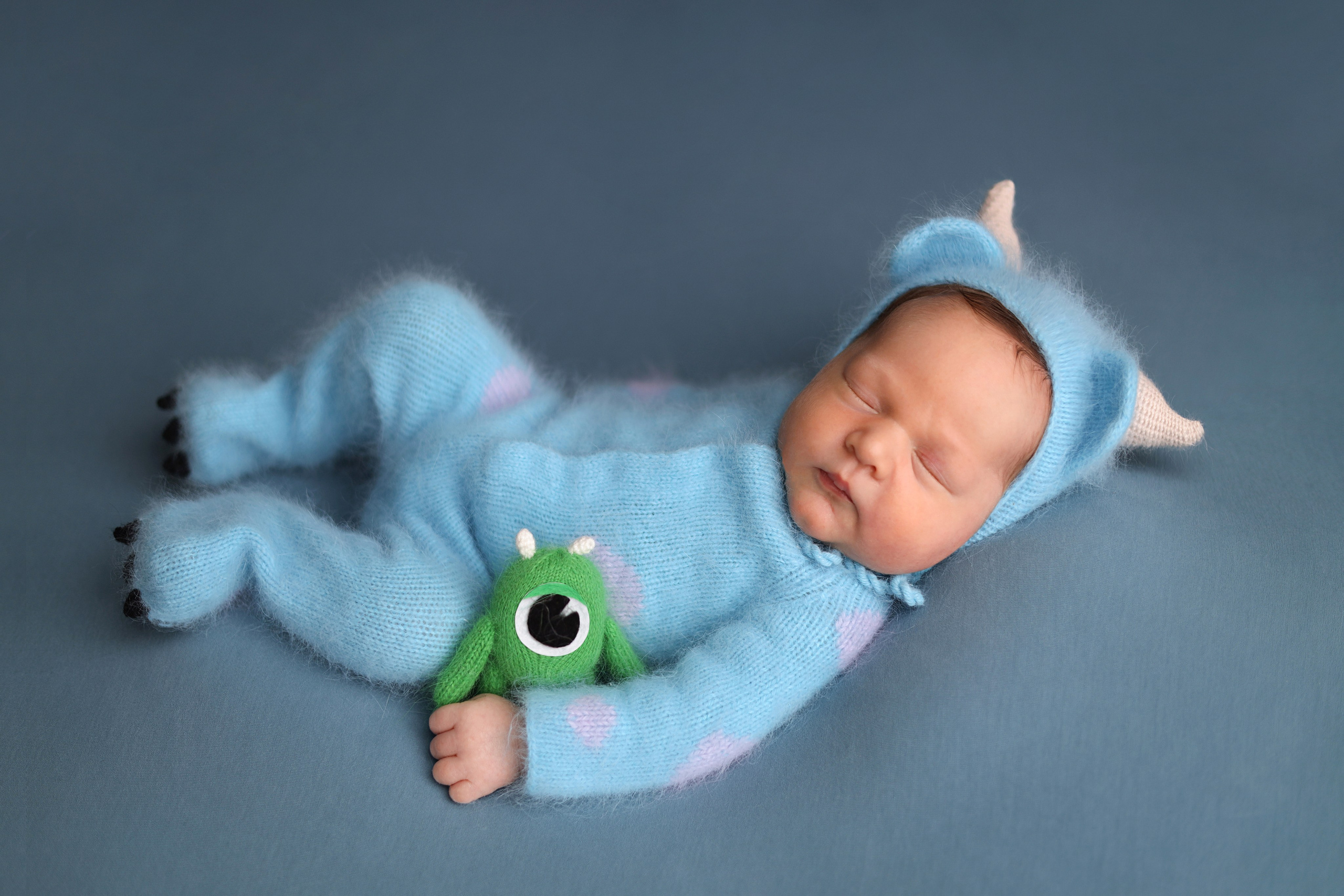 Ньюборн фотосессия максима. Фотограф новорожденных в Москве Столярова Светлана. Фотограф новорожденных Москва. Ньюборн фотограф Москва