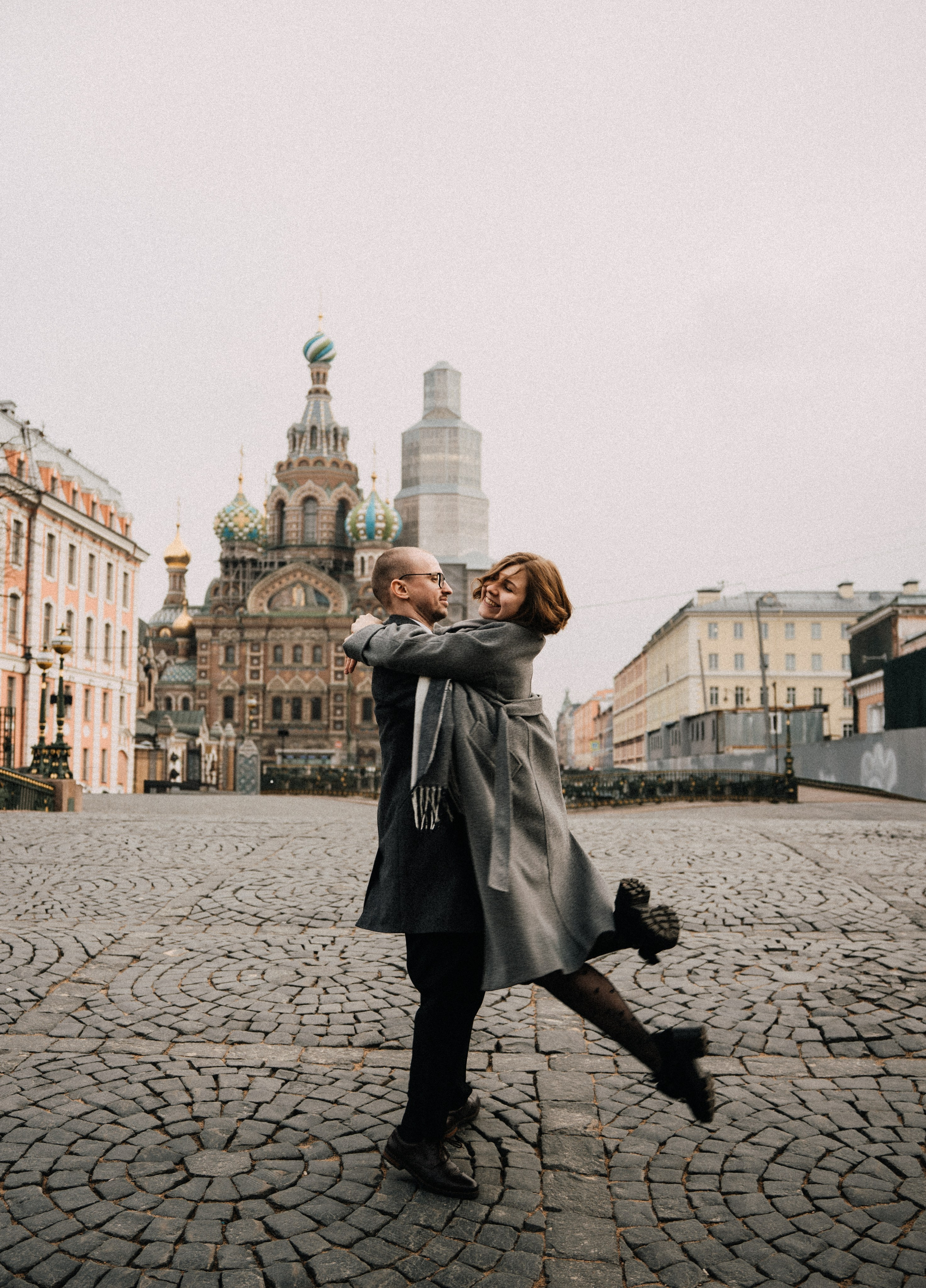 Парная фотосессия в Санкт-Петербурге. Фотосессия лавстори Санкт-Петербург. Свадебный фотограф в СПб. Федосова Елизавета. Спас на Крови, Казанский собор, Зингера.