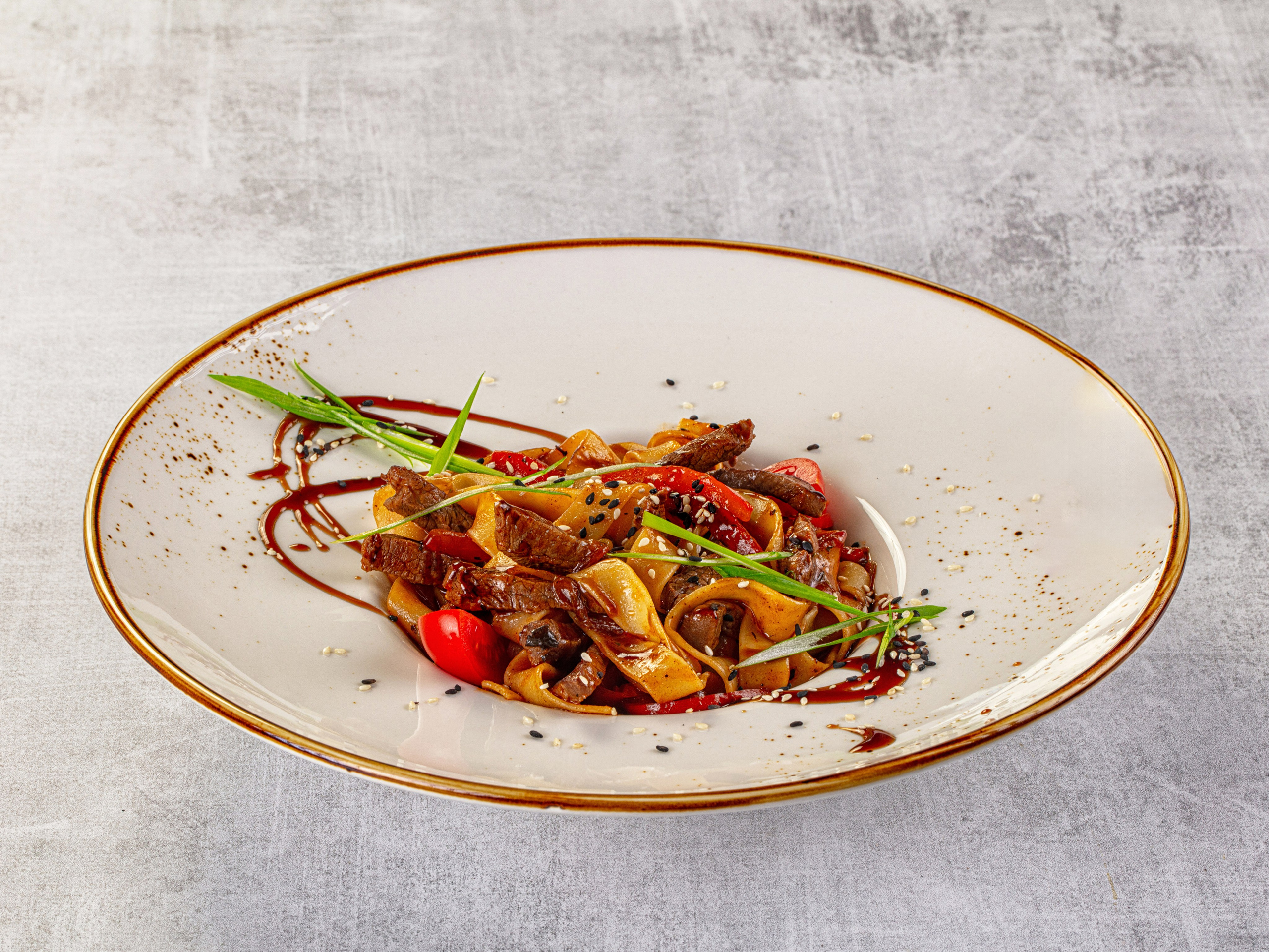 Фотосъемка блюд европейской кухни. Заказ по тел.: +7 (906) 006-90-22. Фуд-фотограф Андрей Старостин — съемка еды в Москве и регионах. 10 000 руб. в час