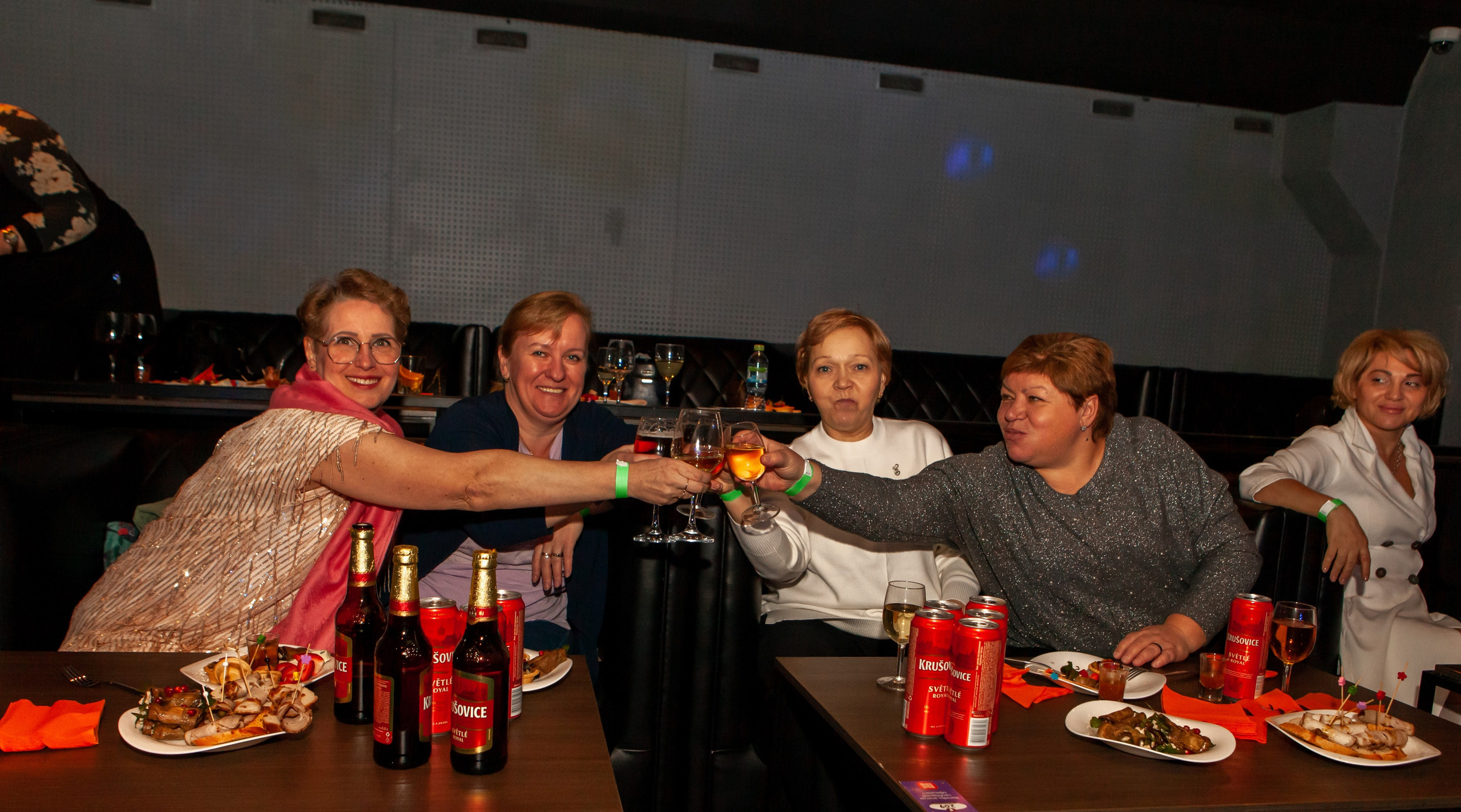 Корпоратив Леруа Мерлен Вегас. Репортажный, семейный, свадебный, портретный фотограф