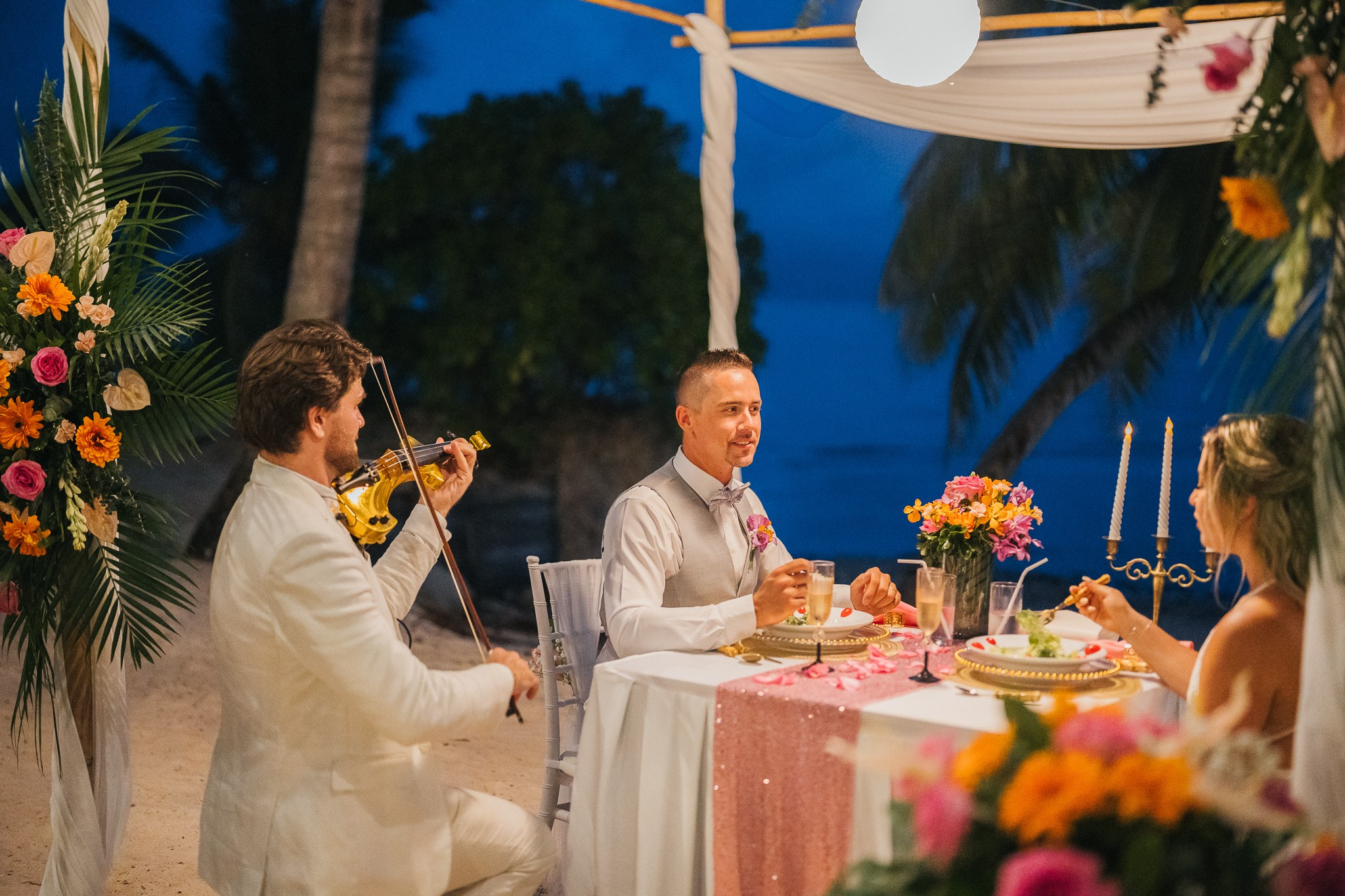 Andrew and Ashley 15.04.2025. Mariage à Koh Samui, en Thaïlande. Whatsapp: +66 94 3 650 301