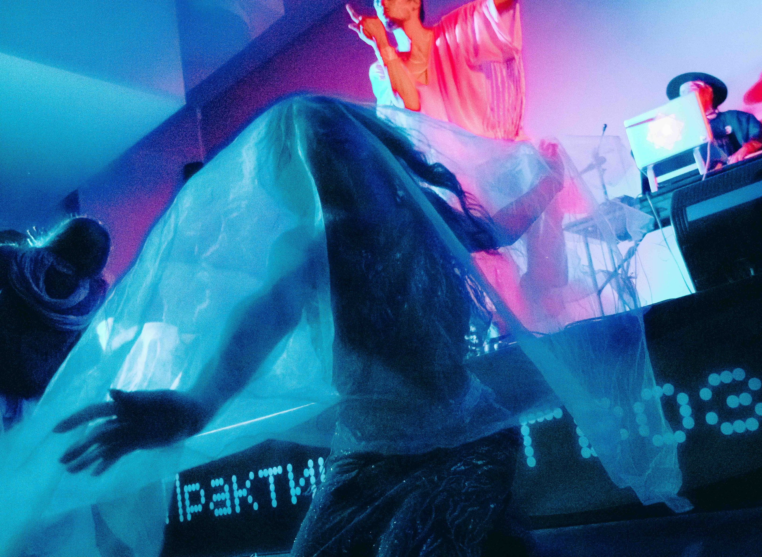 Практики на гвоздях. Вторая международная конференция|19.10.2024. Фотограф Аннё| Москва