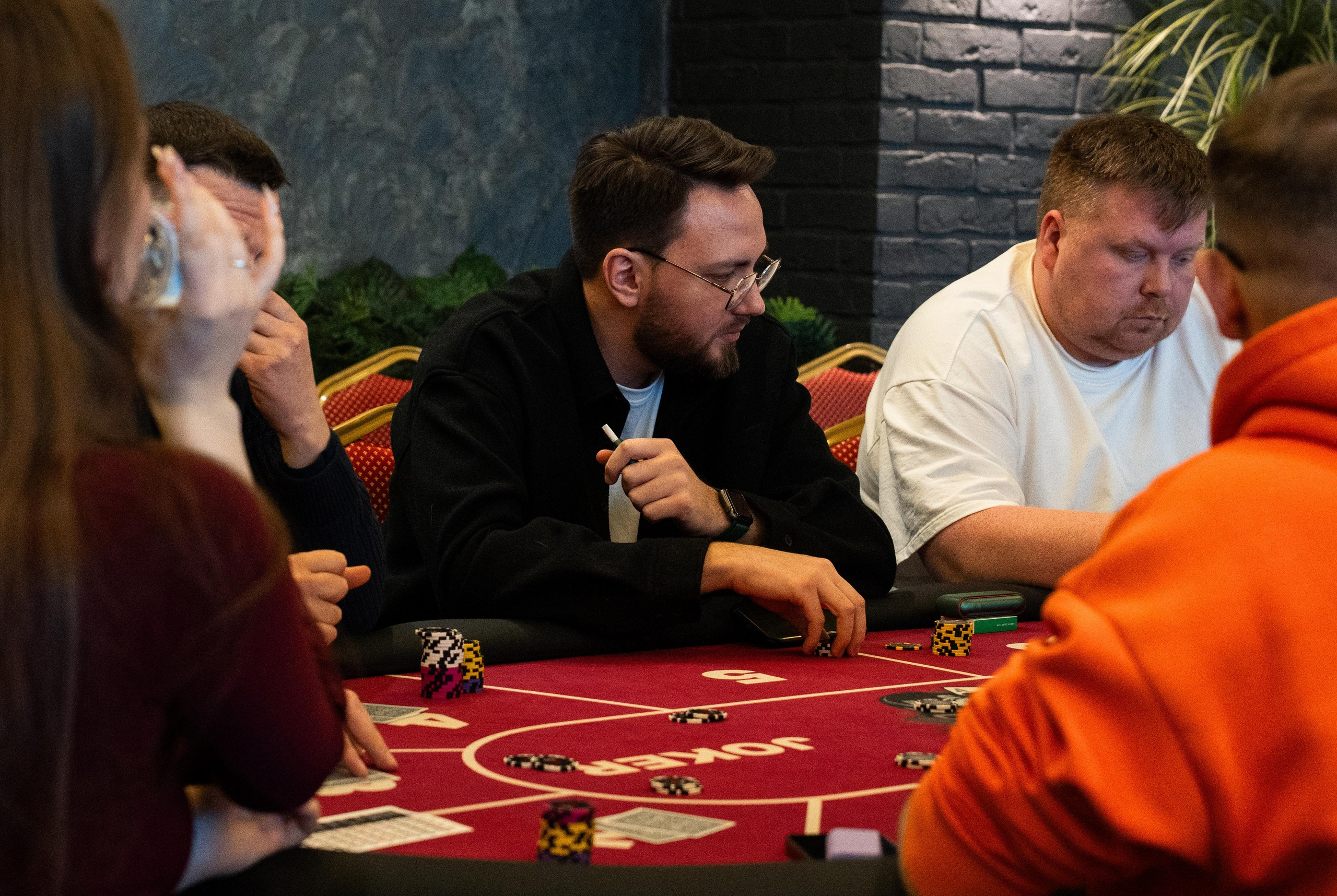 Joker Poker Club 28.02.2026. Коммерческий и художественный фотограф и видеограф в Москве Арсений Тургенев