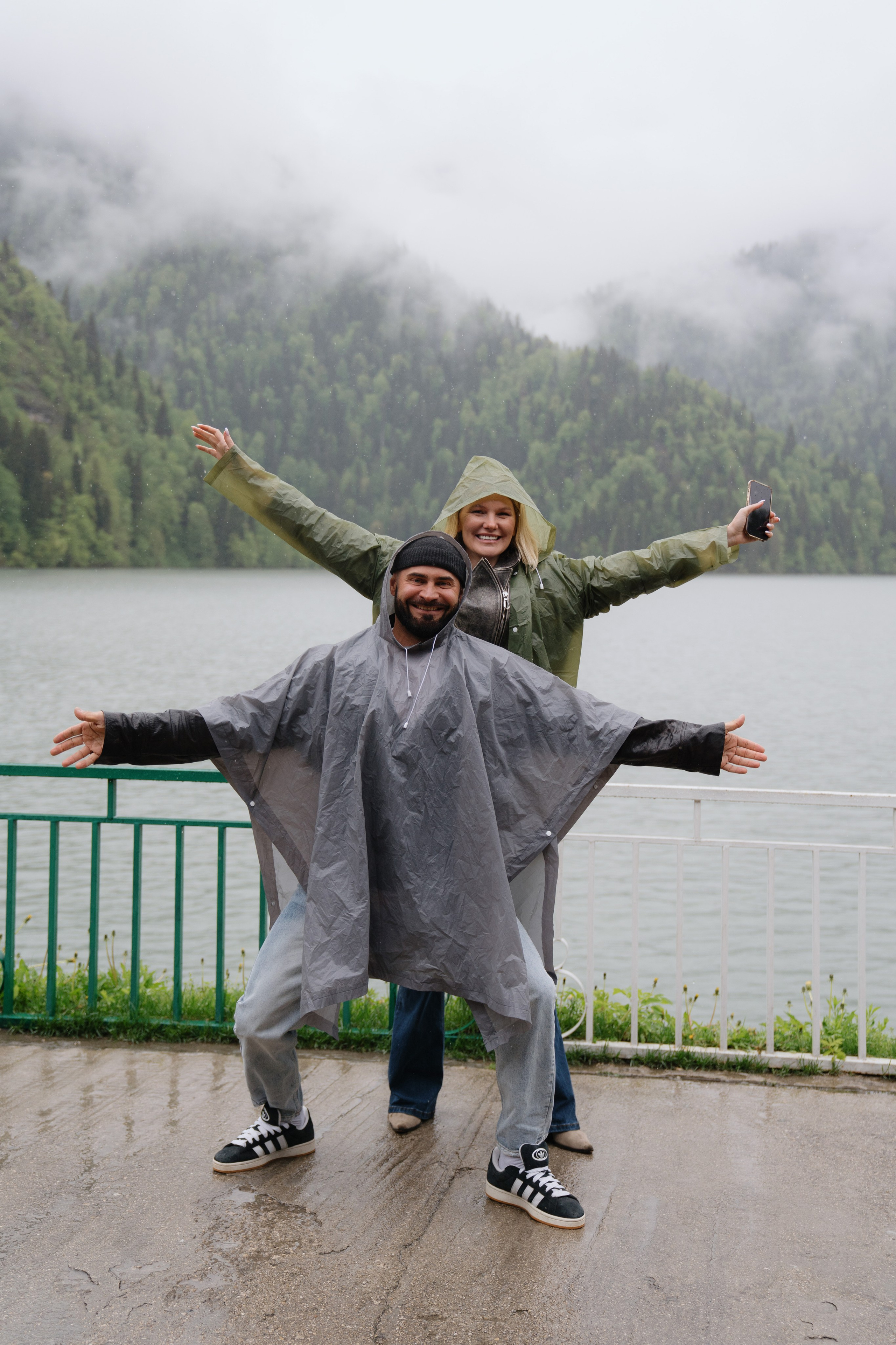 Виктор и Екатерина — Фототур в Абхазию. Свадебный фотограф в Сочи и Адлере — Фотосессии на море и в горах | Виктор Рогулев