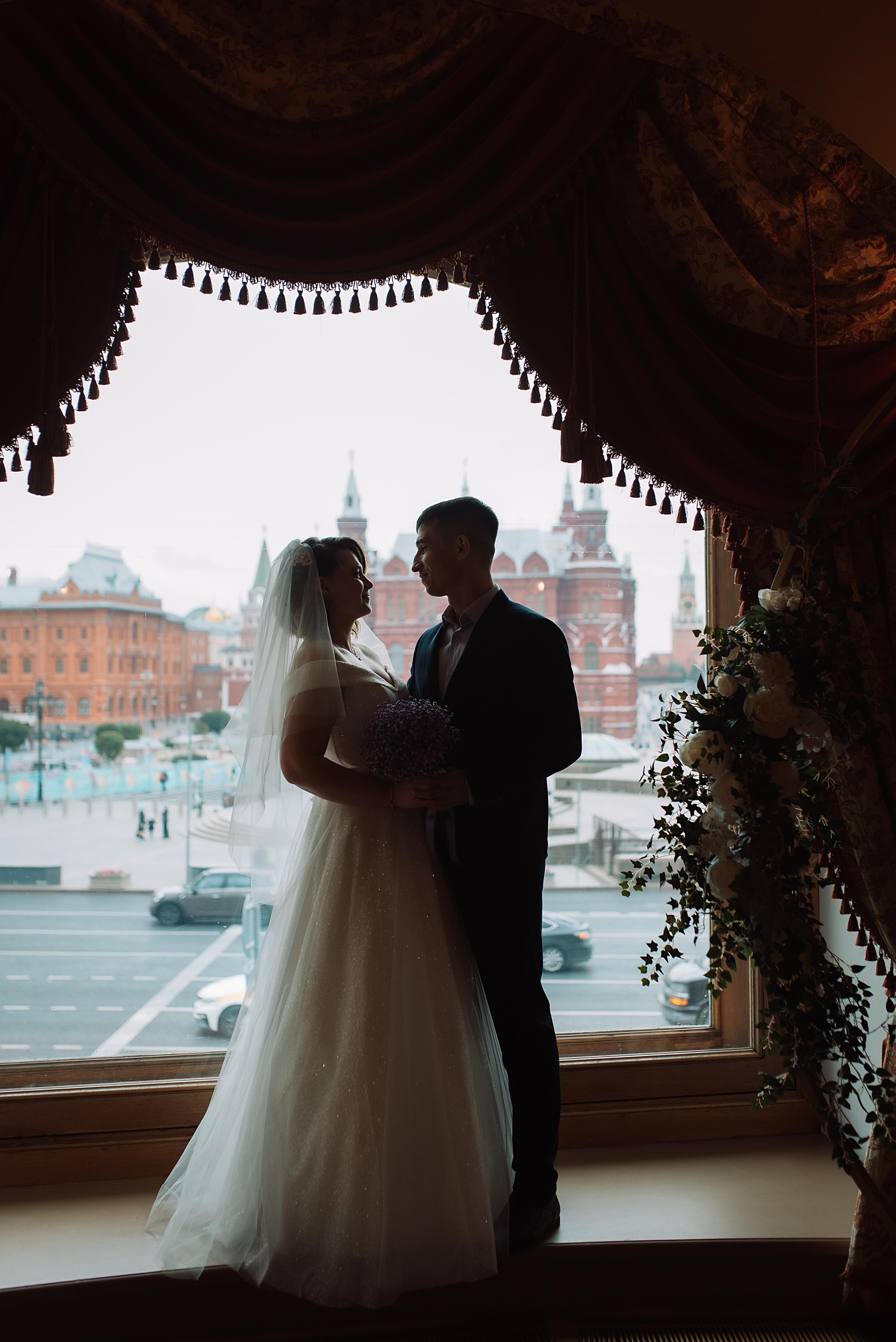 Дарья и Владимир. Роспись в Национале. Семейный и детский фотограф в Москве и Подмосковье Ксения Черникова