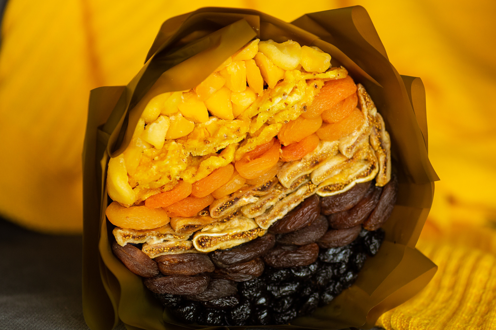 букет из сухофруктов ручной работы 