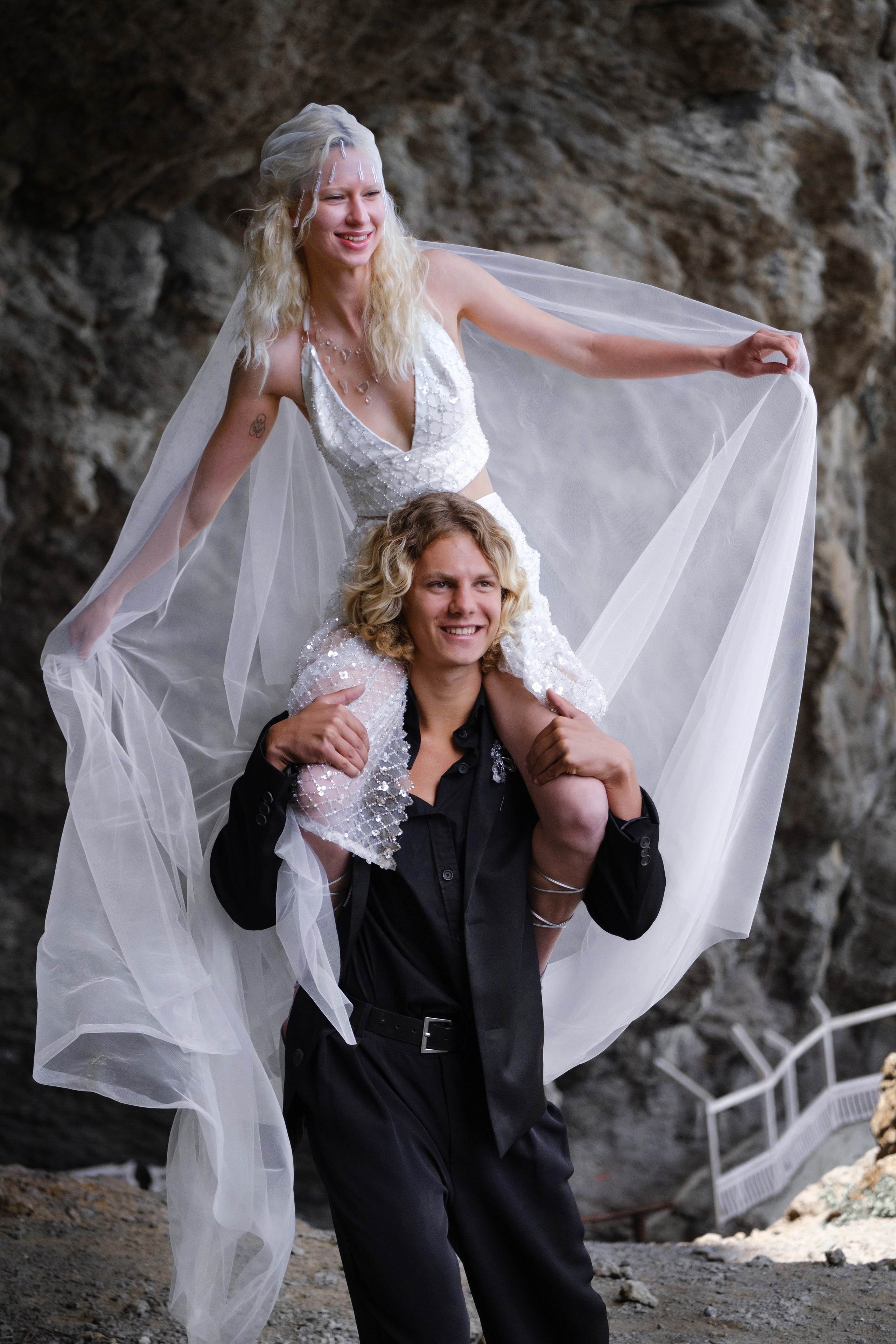 Свадебная фотосессия на Тропе Глицина Судак. Свадебный фотограф и видеограф в Крыму! Ваш день будет незабываемым!