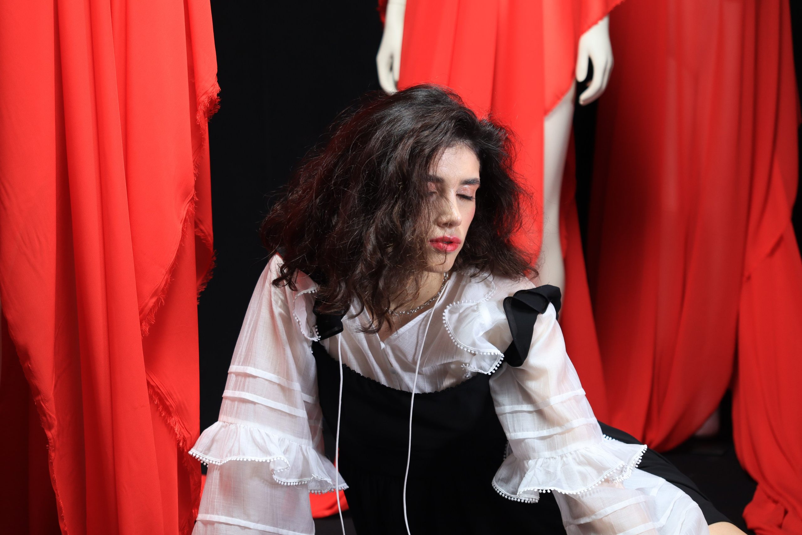 Студийная женская фотосессия | Москва, май 2025. Женский портретный фотограф в Москве Подгорнова Екатерина