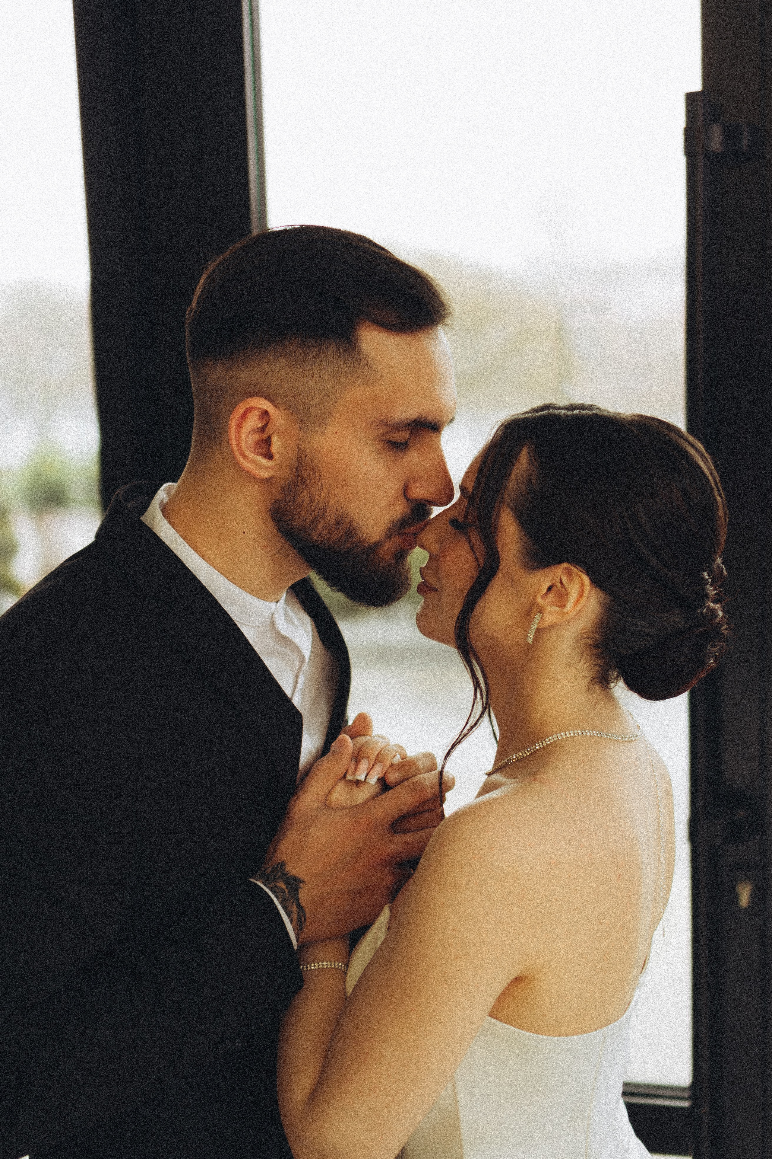 СВАДЕБНАЯ СЬЕМКА СБОРОВ ЖЕНИХА И НЕВЕСТЫ В ОТЕЛЕ И ТАКЖЕ ФОТОСЕССИИЯ В ОТЕЛЕЕ МЕГАПОЛИС БРЯНСК. Профессиональный фотограф, Санкт-Петербург — Виктория Богомолова