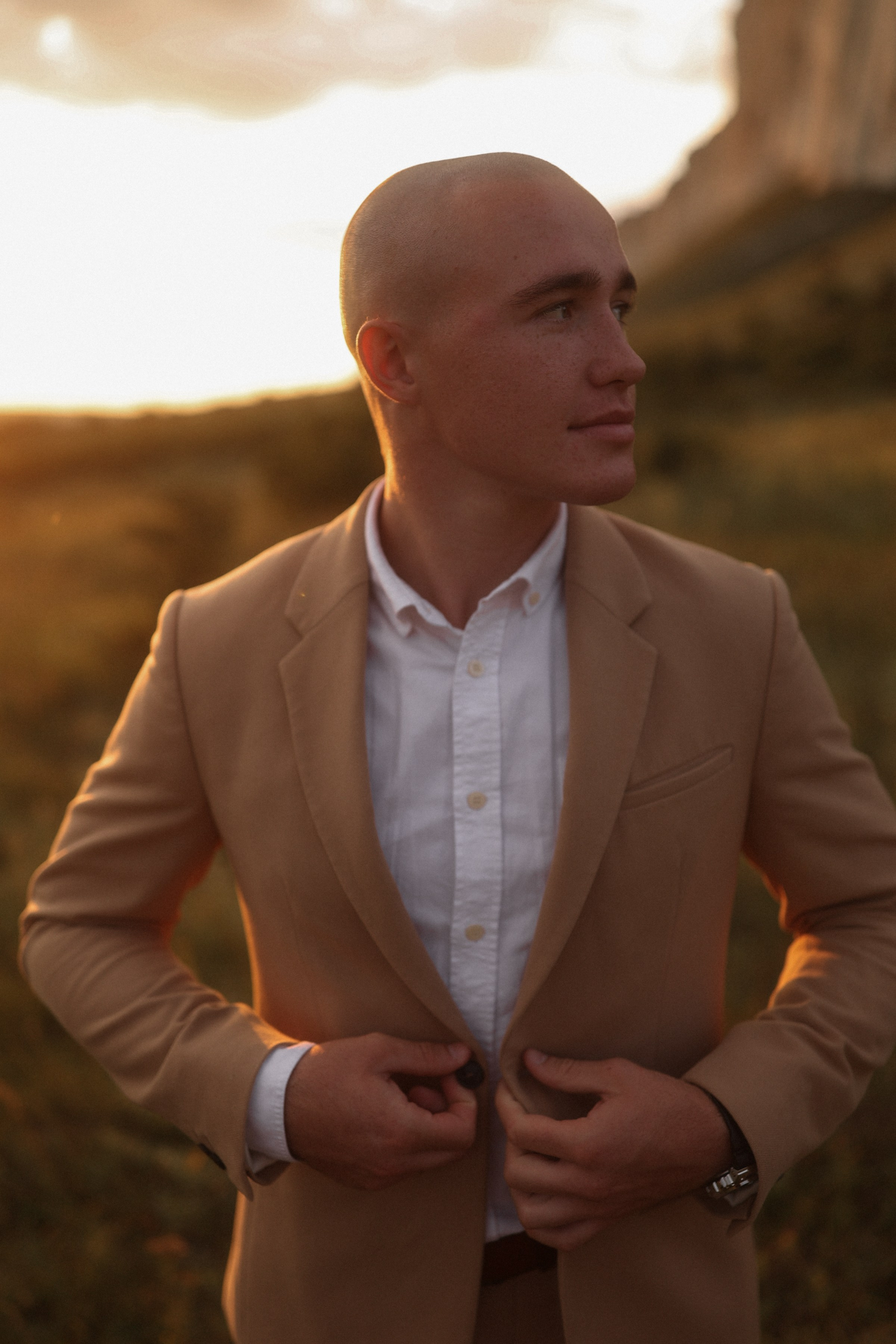 У Белой скалы. Фотограф в Севастополе и Крыму Артем Волобуев