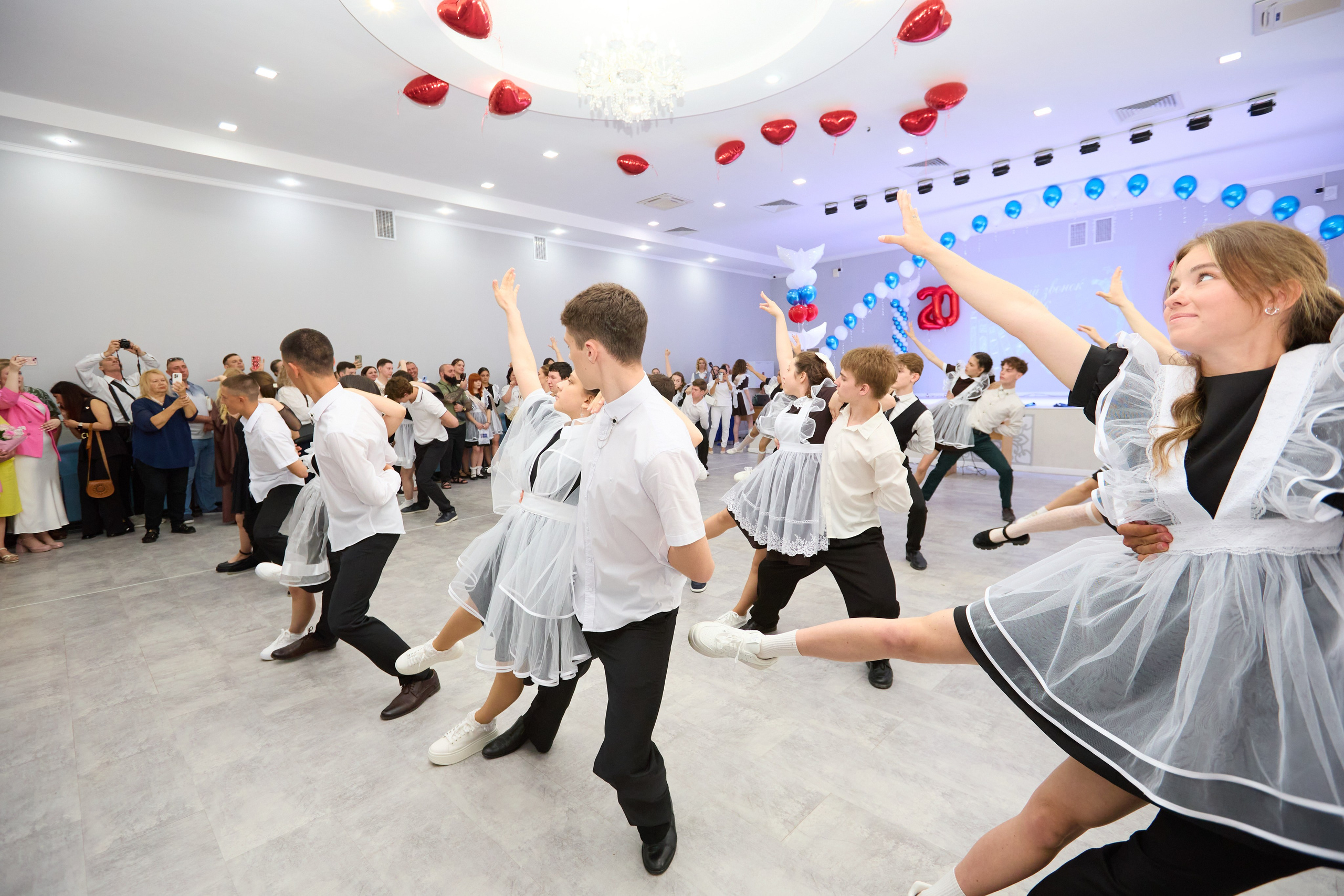 Последний звонок 6 шк 11А Саки. Фотограф в Крыму Светлана Викулова