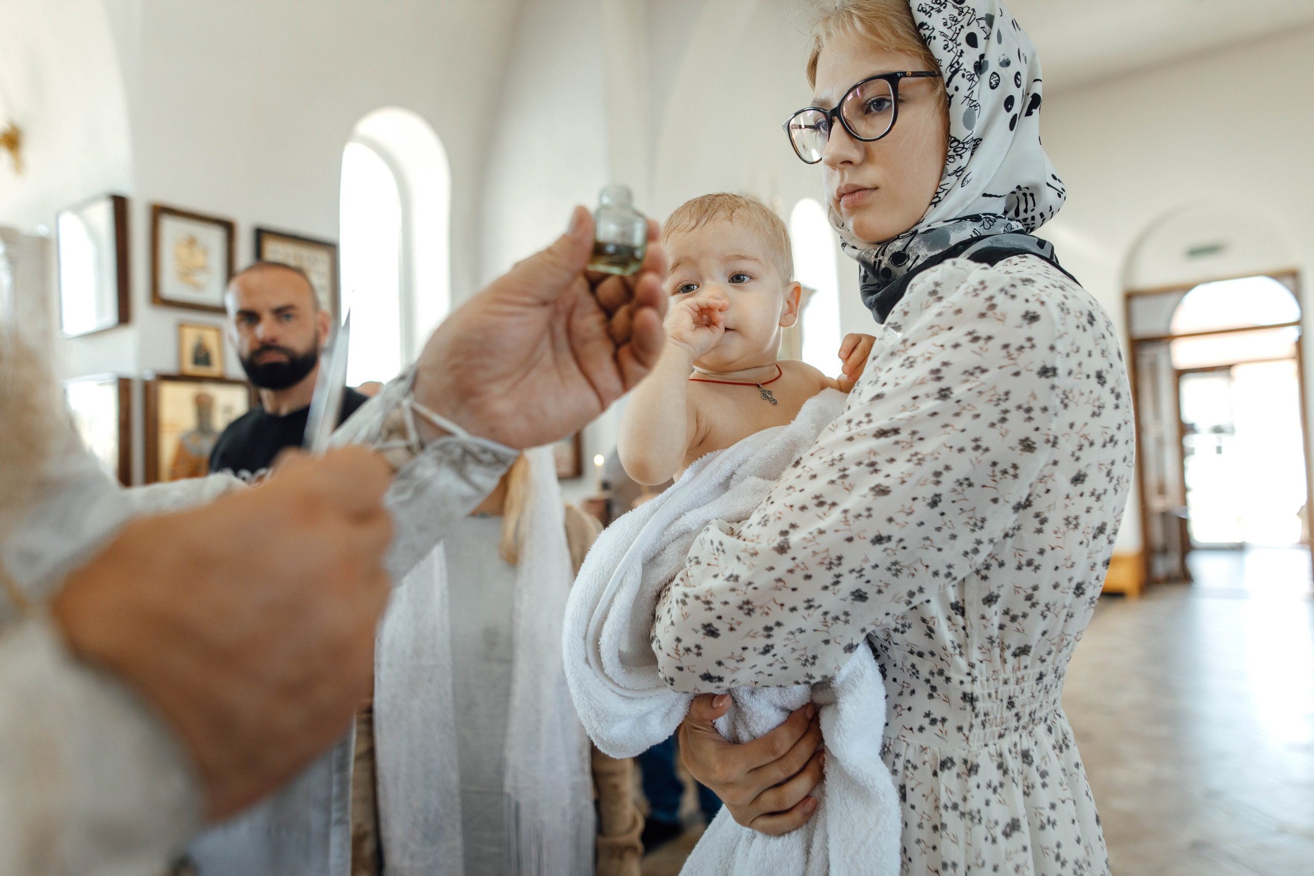 Крещение Энвера (Михаила), д. Колядищи, храм Успения Пр. Богородицы, август 2025