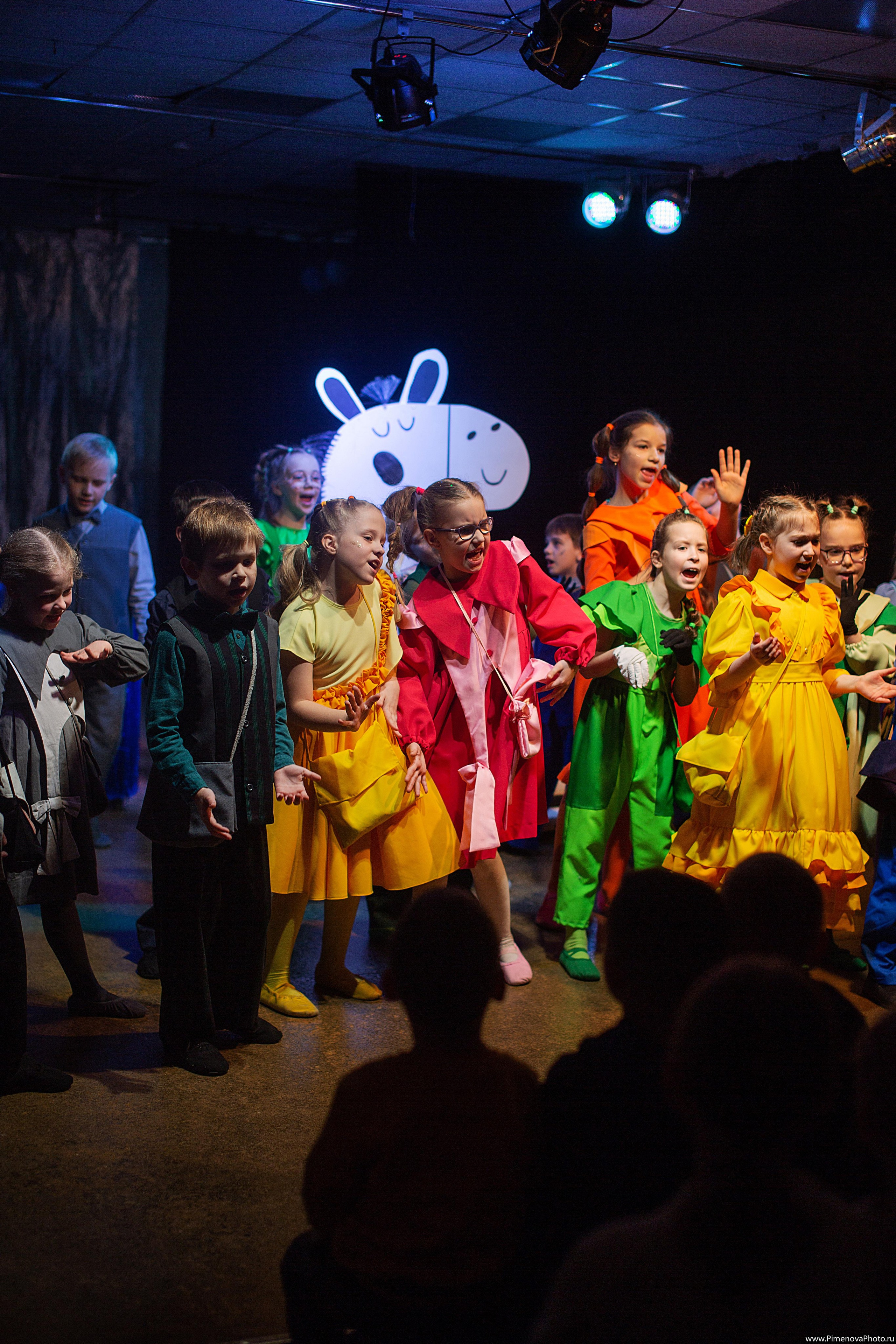 Карандаши «Театрум» ДТЦ, февраль. Семейный и детский фотограф в Петрозаводске
