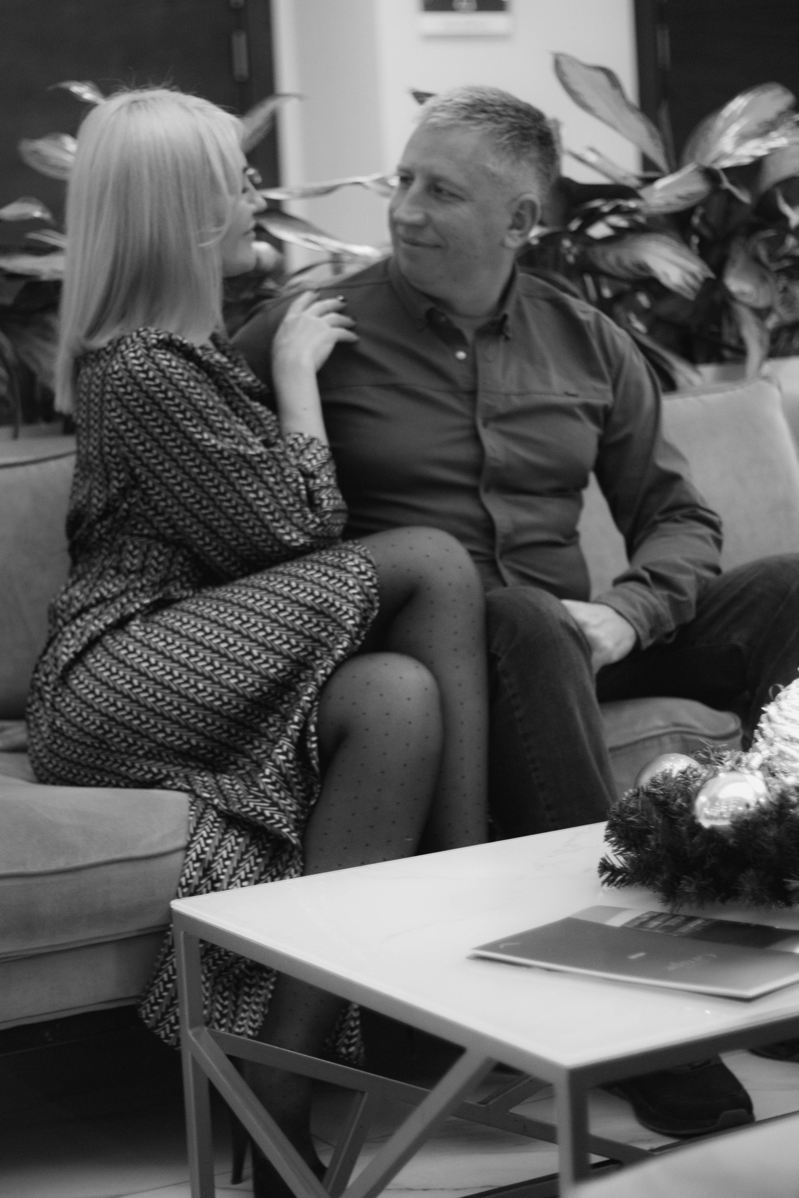 «Парящие чувства». Уличный фотограф Города N