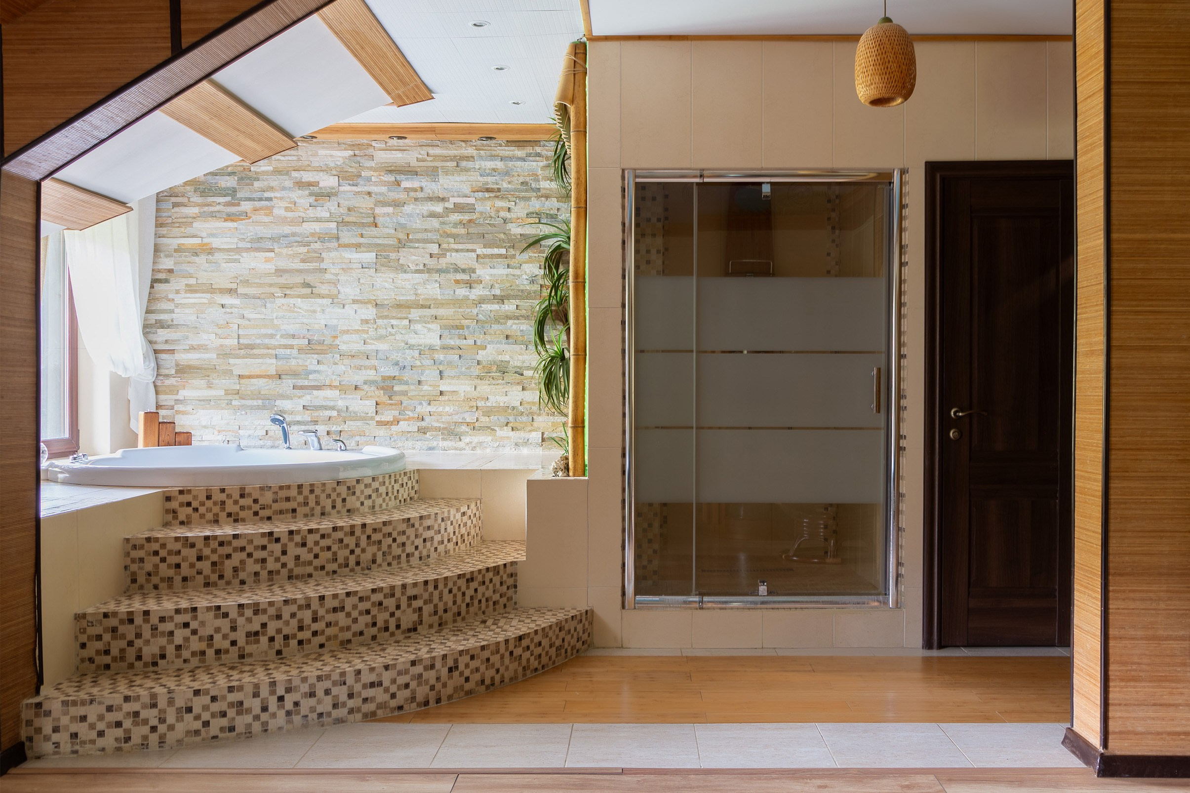 Квартира для продажи в городе Дивногорске с хоумстейджингом. Интерьерный фотограф и ретушер в Красноярске Денис Антропов