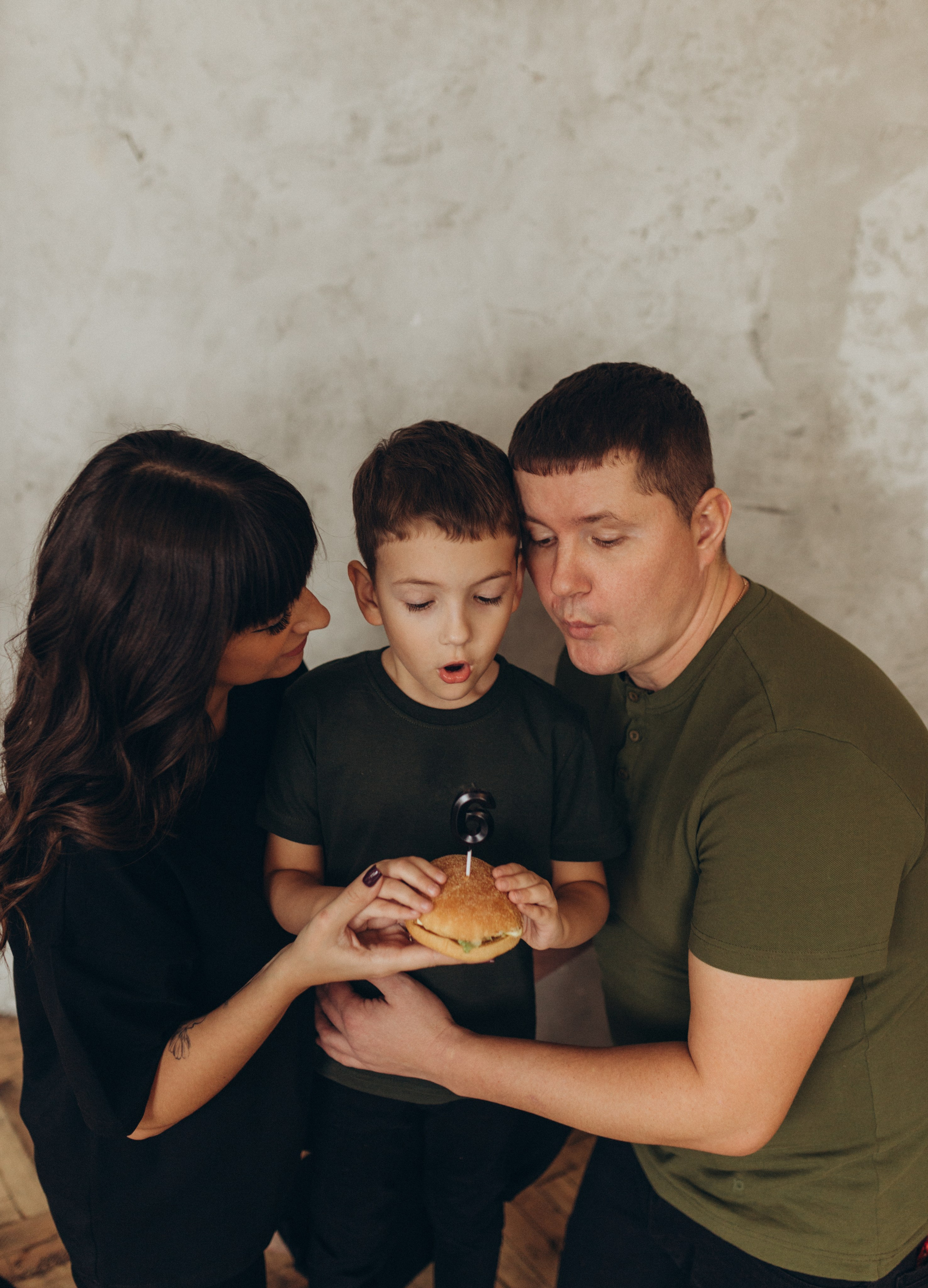 Юля, Вова и Тимочка. Фотограф Кемерово Анастасия Ларионова